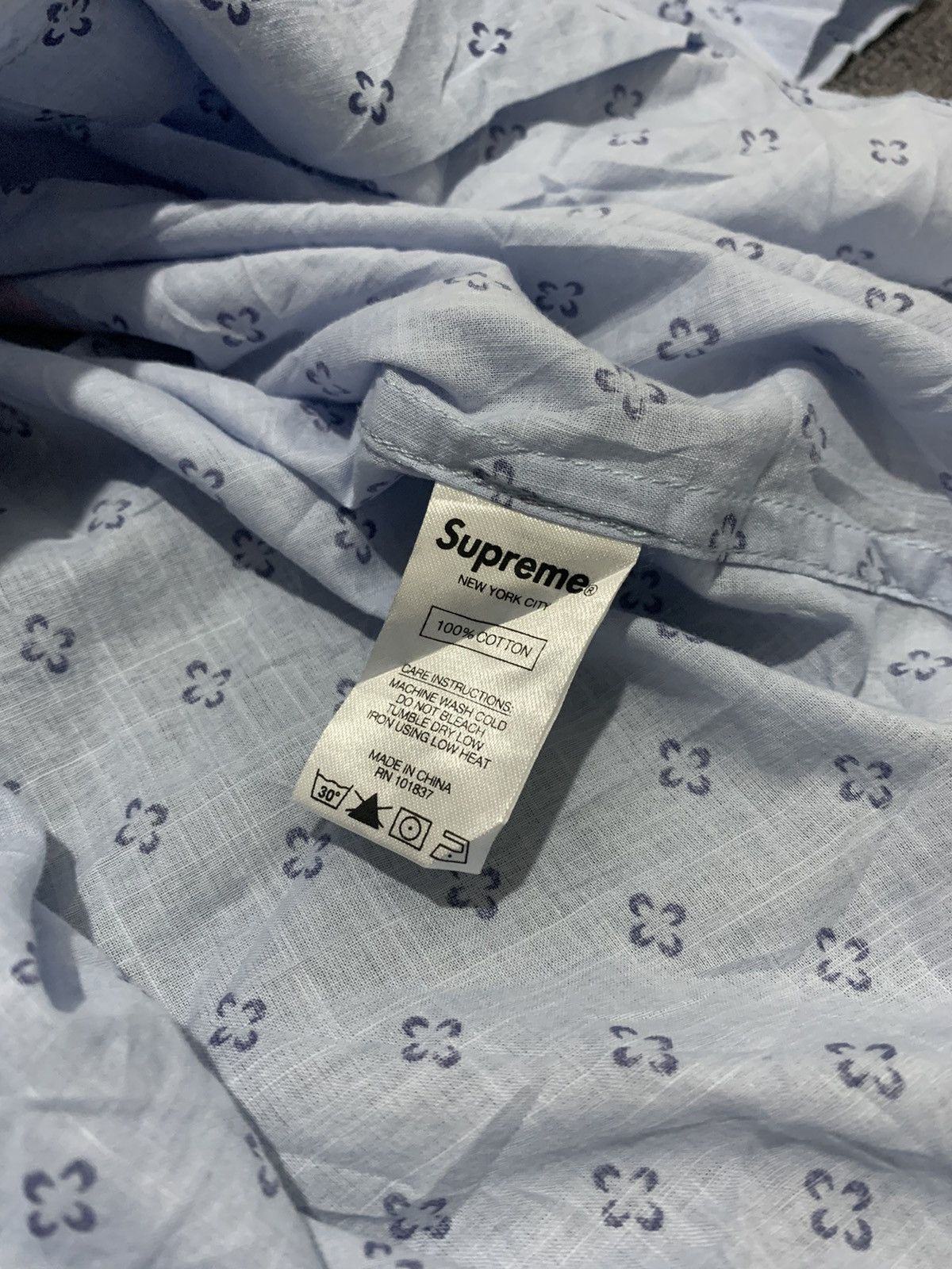 Supreme Button ups supreme x butthole surfers Size US S / EU 44-46 / 1 - 5 Thumbnail
