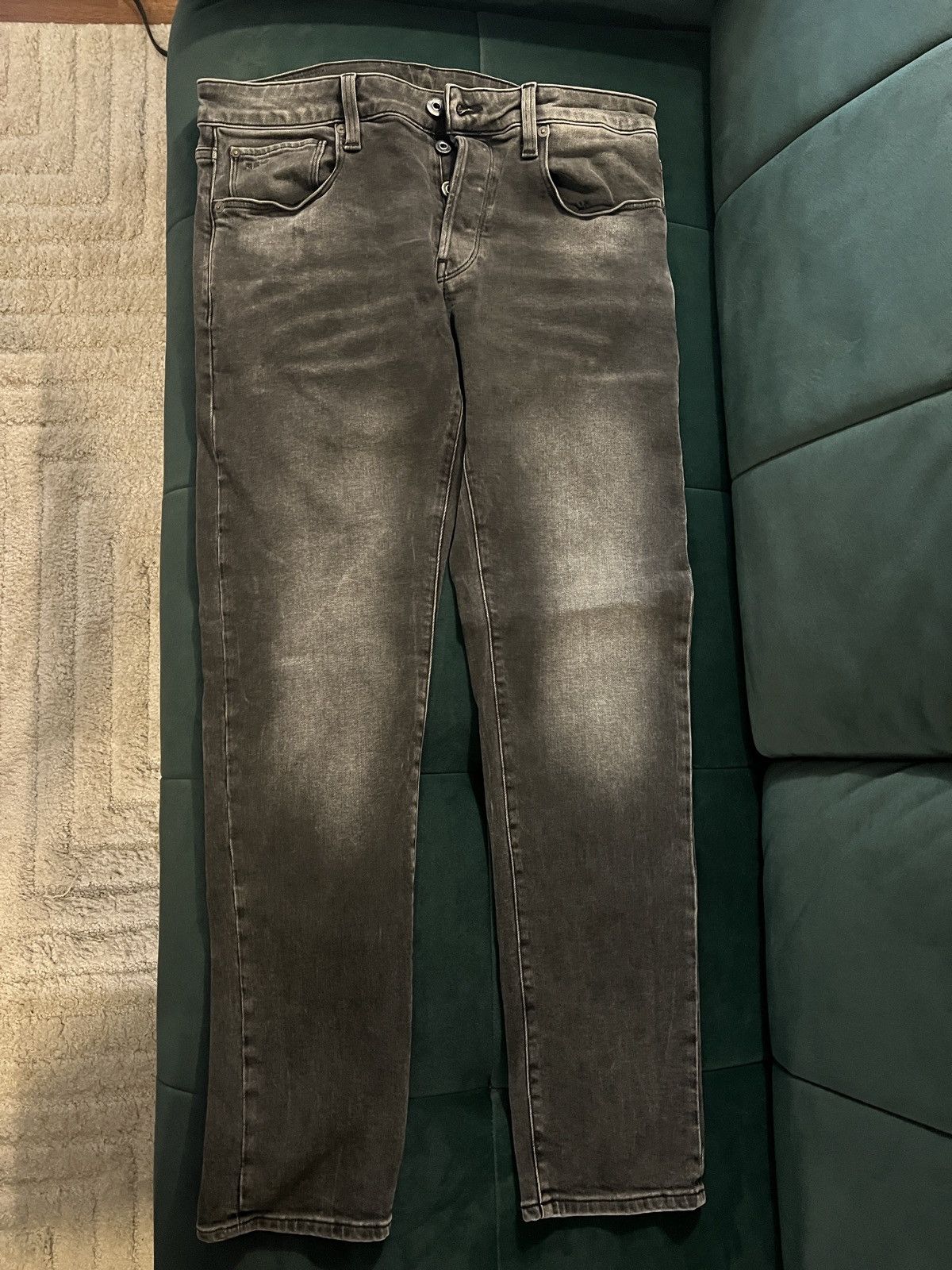 G-Star Dark grey like new g star raw jeans Size US 32 / EU 48 - 1 Thumbnail