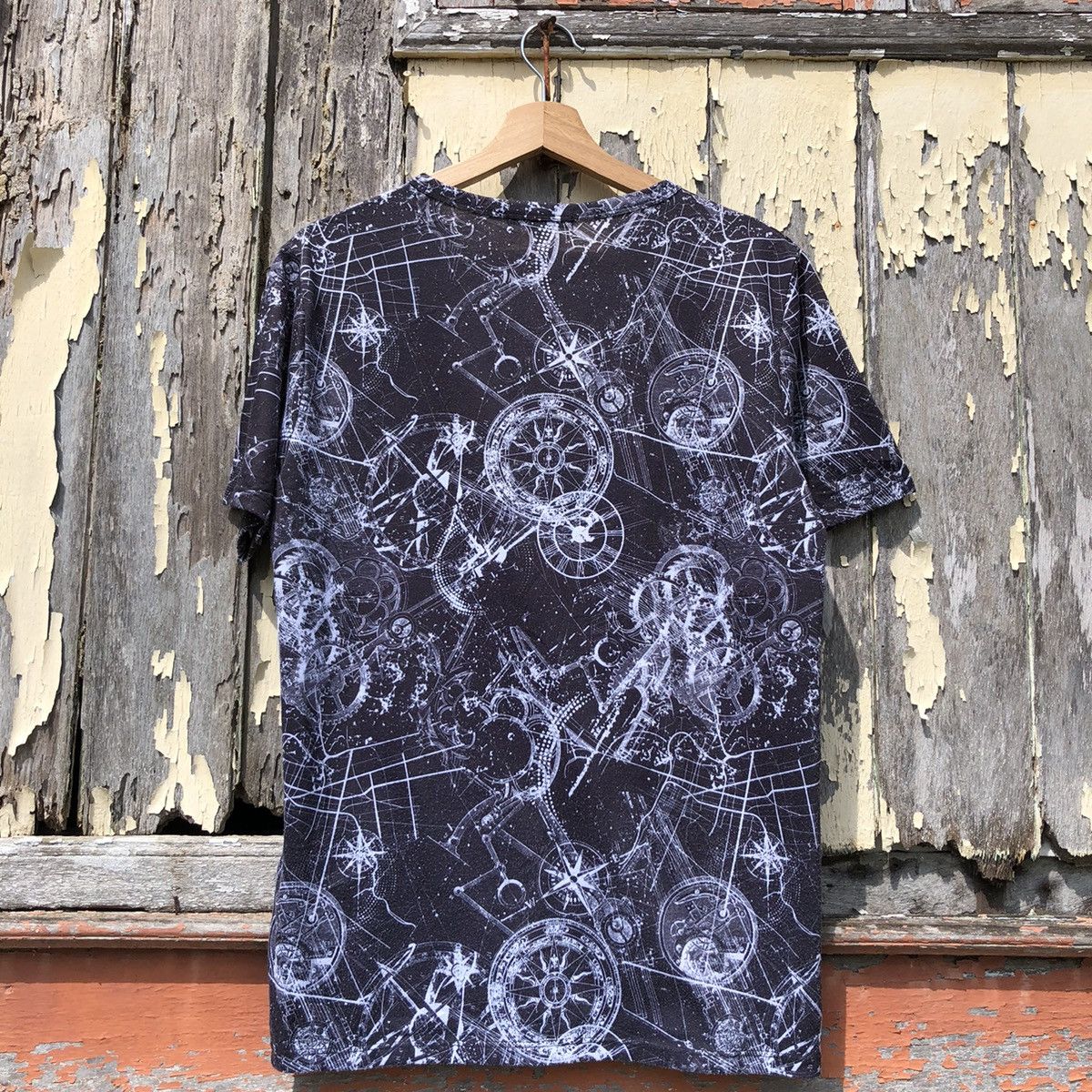 Japanese Brand 🔥Rare🔥 Semantic Design Shellac Japanese Brand Tshirt Size US M / EU 48-50 / 2 - 6 Thumbnail
