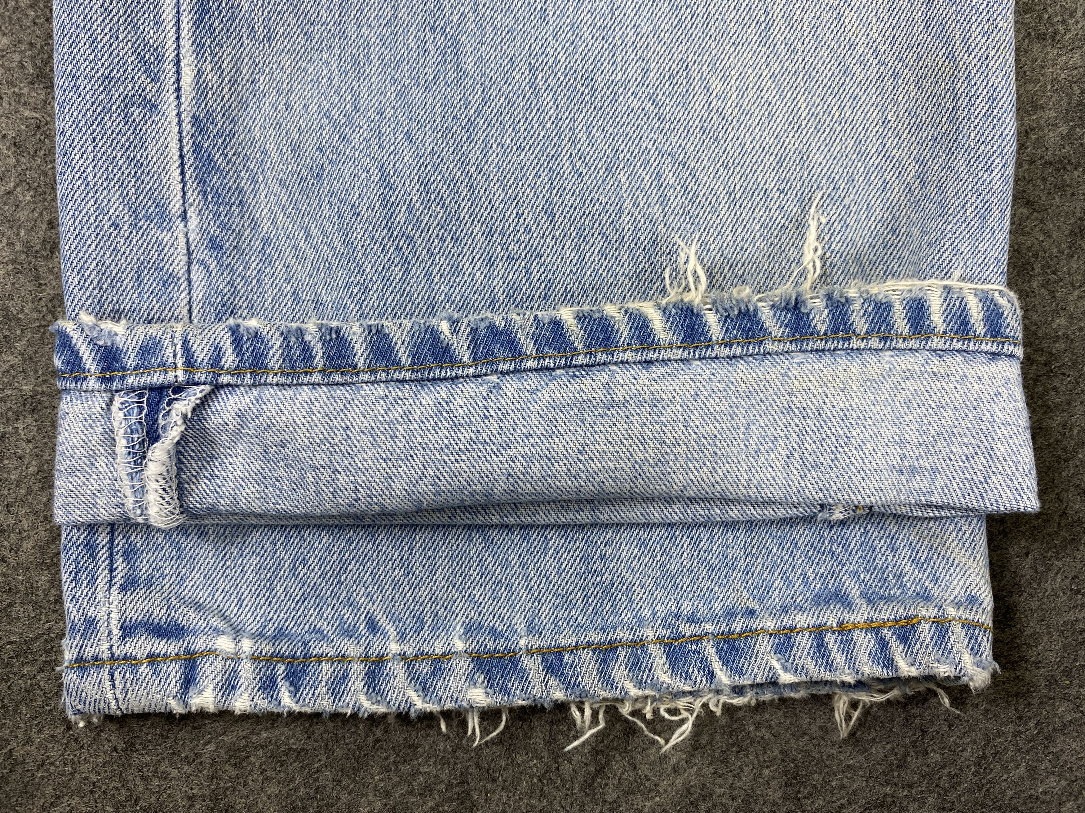 Levi's Light Blue Wash Vintage Levi's 501 37x30.5 Denim -JN2444 Size US 37 - 14 Thumbnail