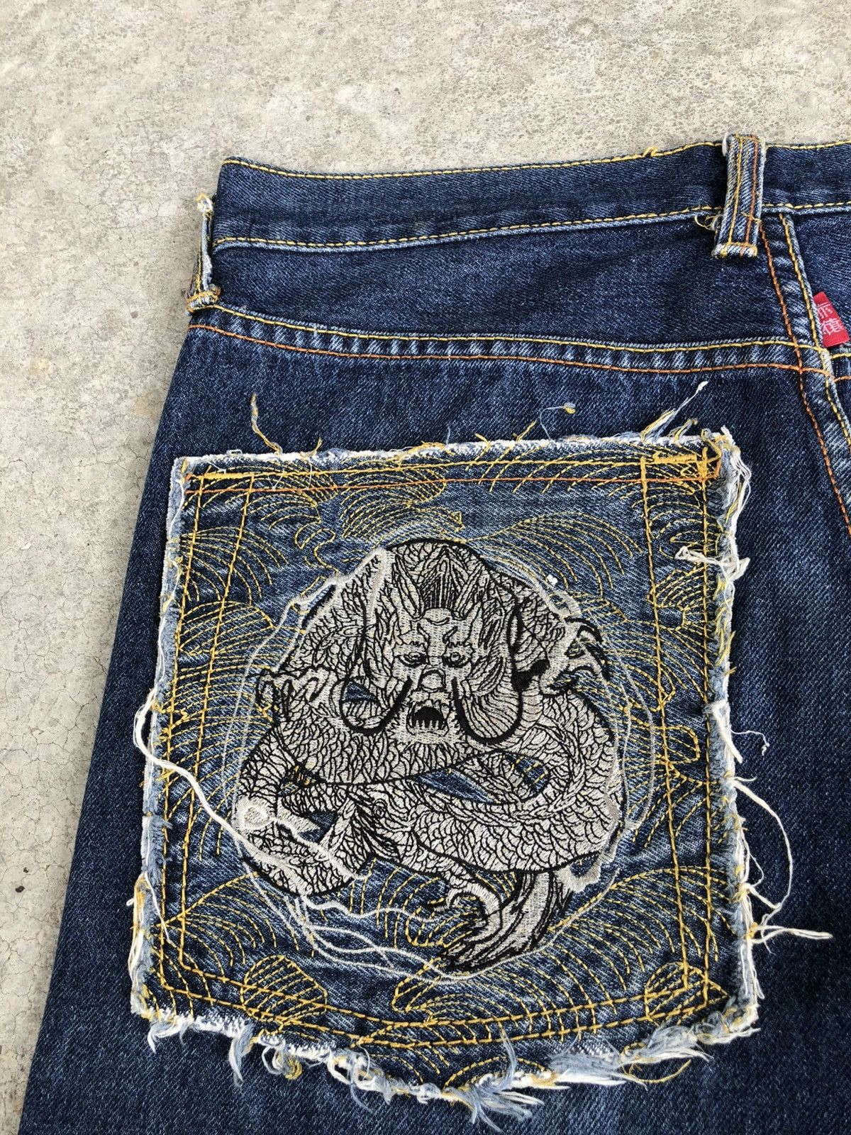 RMC Jeans Red Monkey Company Embroidered Jeans Distressed Size US 31 - 17 Thumbnail