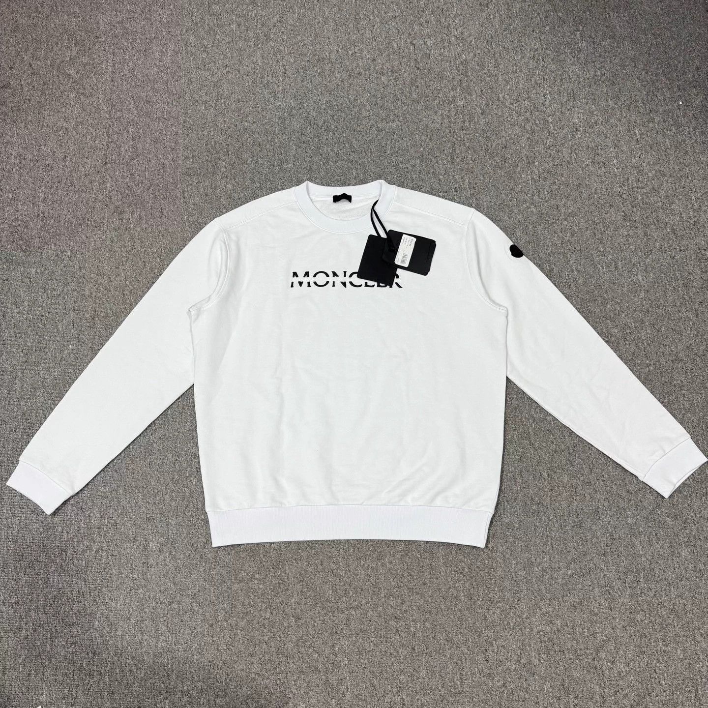 Moncler Moncler White Chest Logo Longsleeve XL x2 XXL x1 Size US XL / EU 56 / 4 - 1 Thumbnail