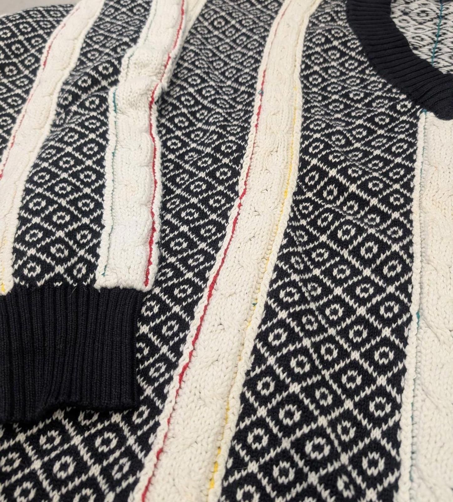 Greg Norman Vintage Greg Norman 3D Knit Black and White Cable Sweater Size US L / EU 52-54 / 3 - 2 Thumbnail