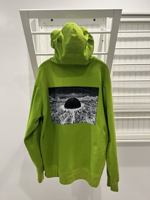 Akira hotsell supreme hoodie