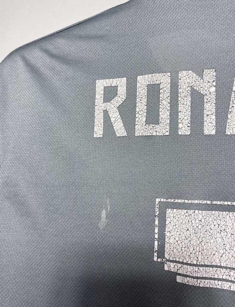 Other Adidas Real Madrid #7 Ronaldo 2015/16 Blockcocre Jersey Size US L / EU 52-54 / 3 - 10 Thumbnail