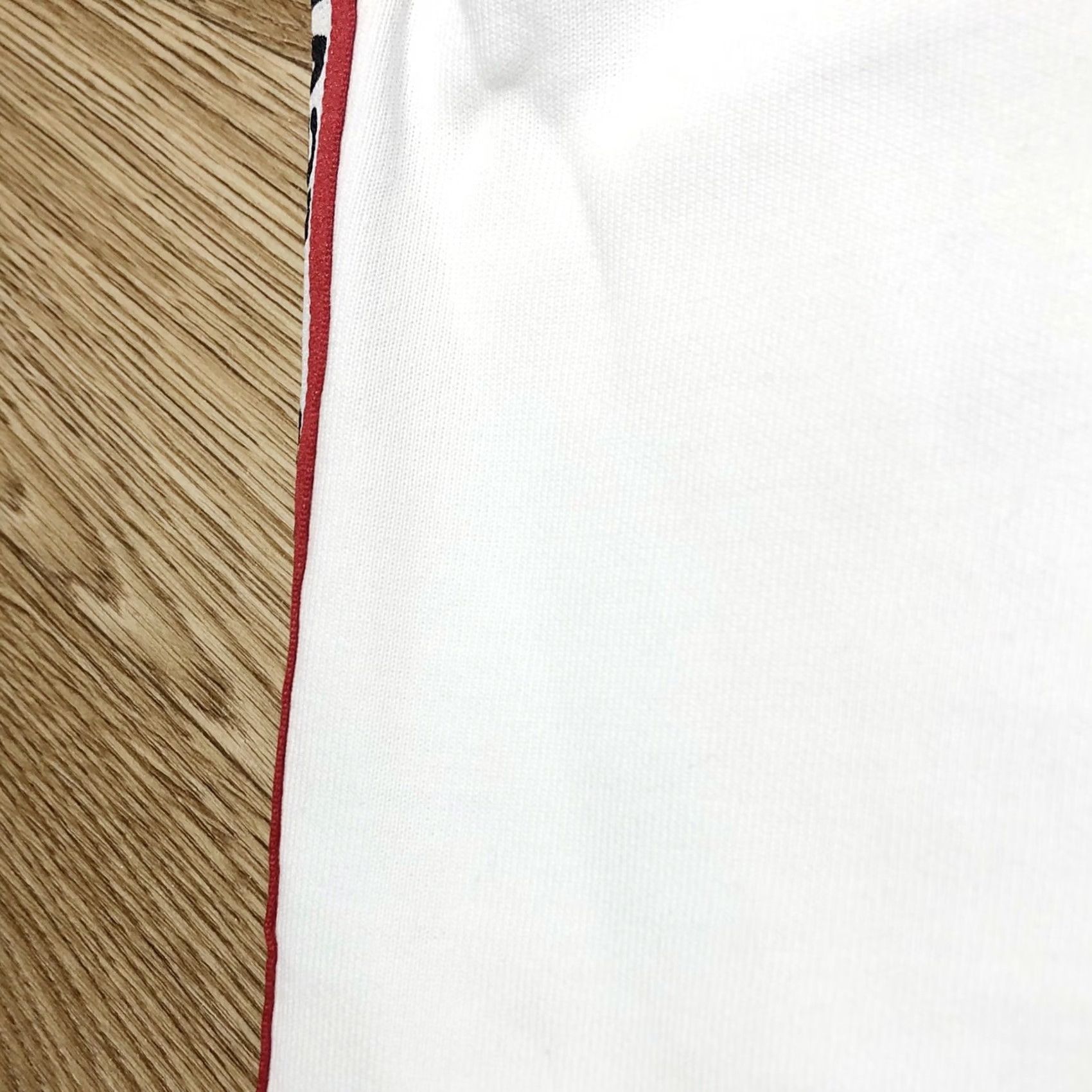 Levi's Levi’S White Crop Sweatshirt - Size Small Womens Long Sleeve Pullover Round Neck - Vintage Condition Size S / US 4 / IT 40 - 4 Thumbnail