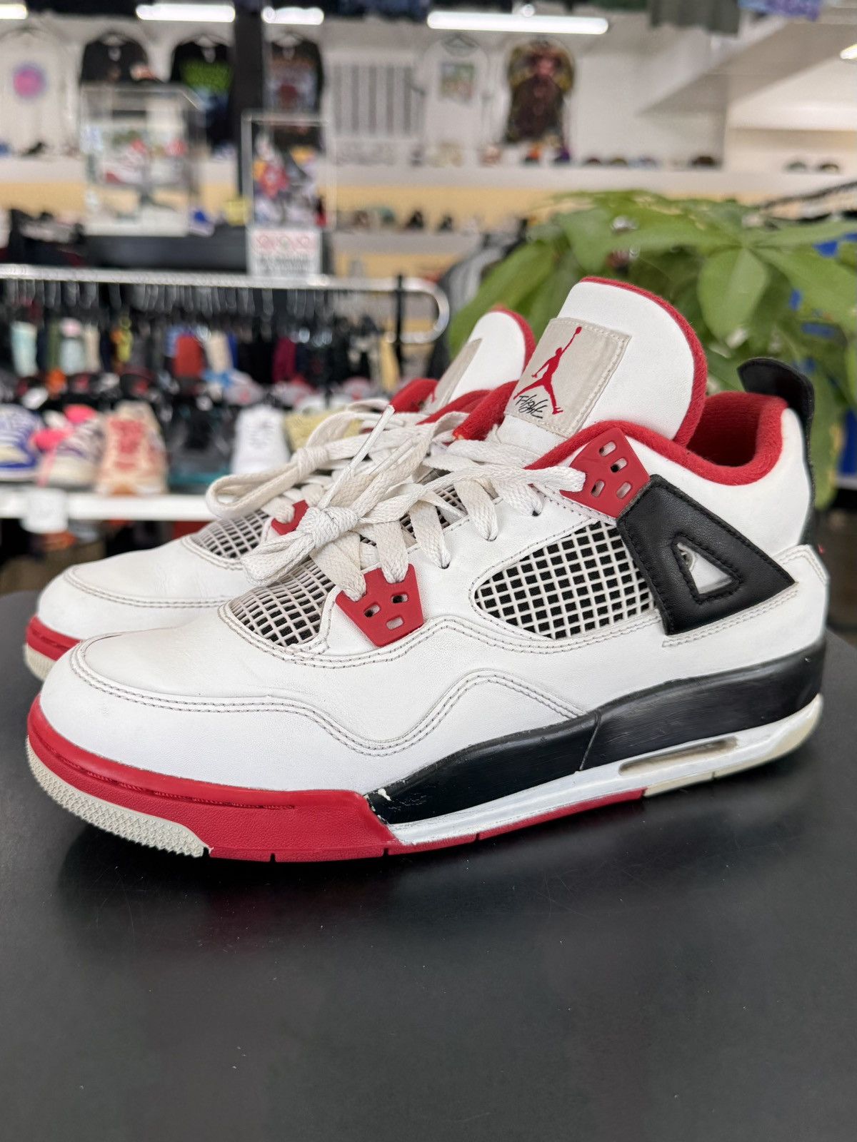 Air Jordan 4 Fire Red Size 7Y (2012)