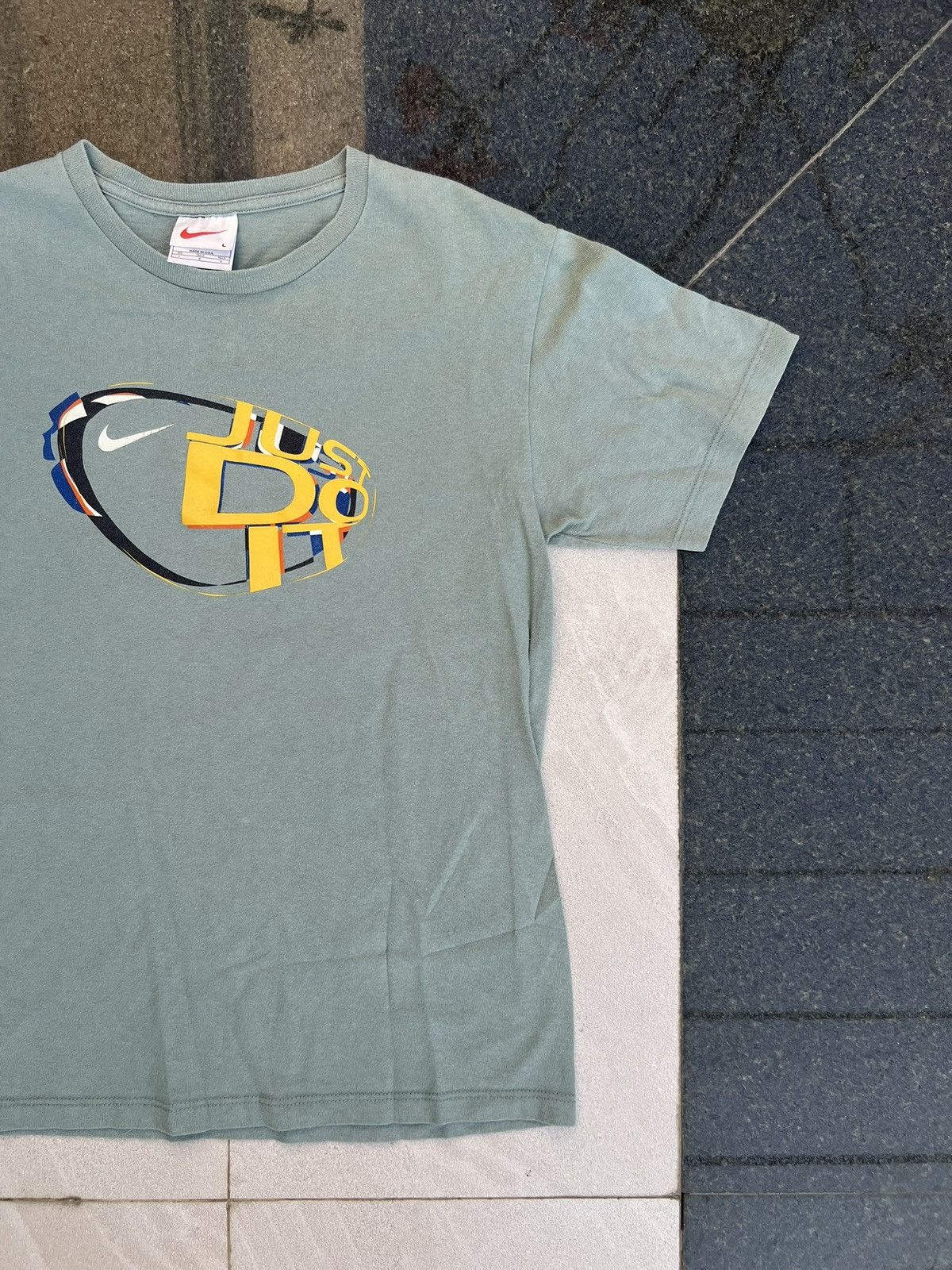 Nike 90s Nike Big Retro Logo Vintage Y2K Tee T-Shirt Size US S / EU 44-46 / 1 - 3 Thumbnail