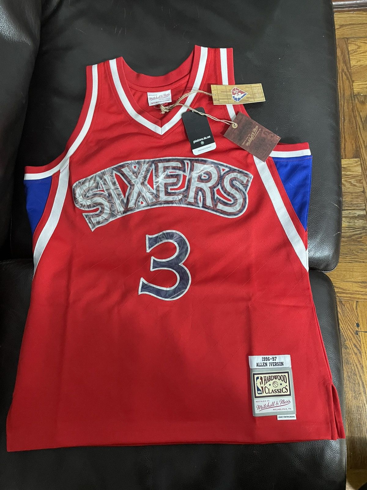 Mitchell & Ness 96-97 Allen Iverson 75th Anniversary Diamond Jersey Size US L / EU 52-54 / 3 - 1 Thumbnail