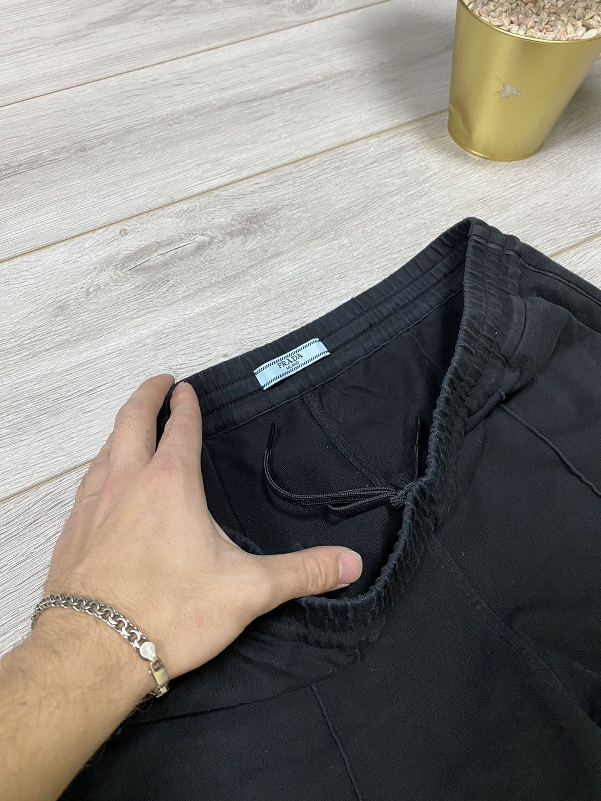 Prada Prada vintage cropped sweatpants black tab Size US 32 / EU 48 - 5 Thumbnail