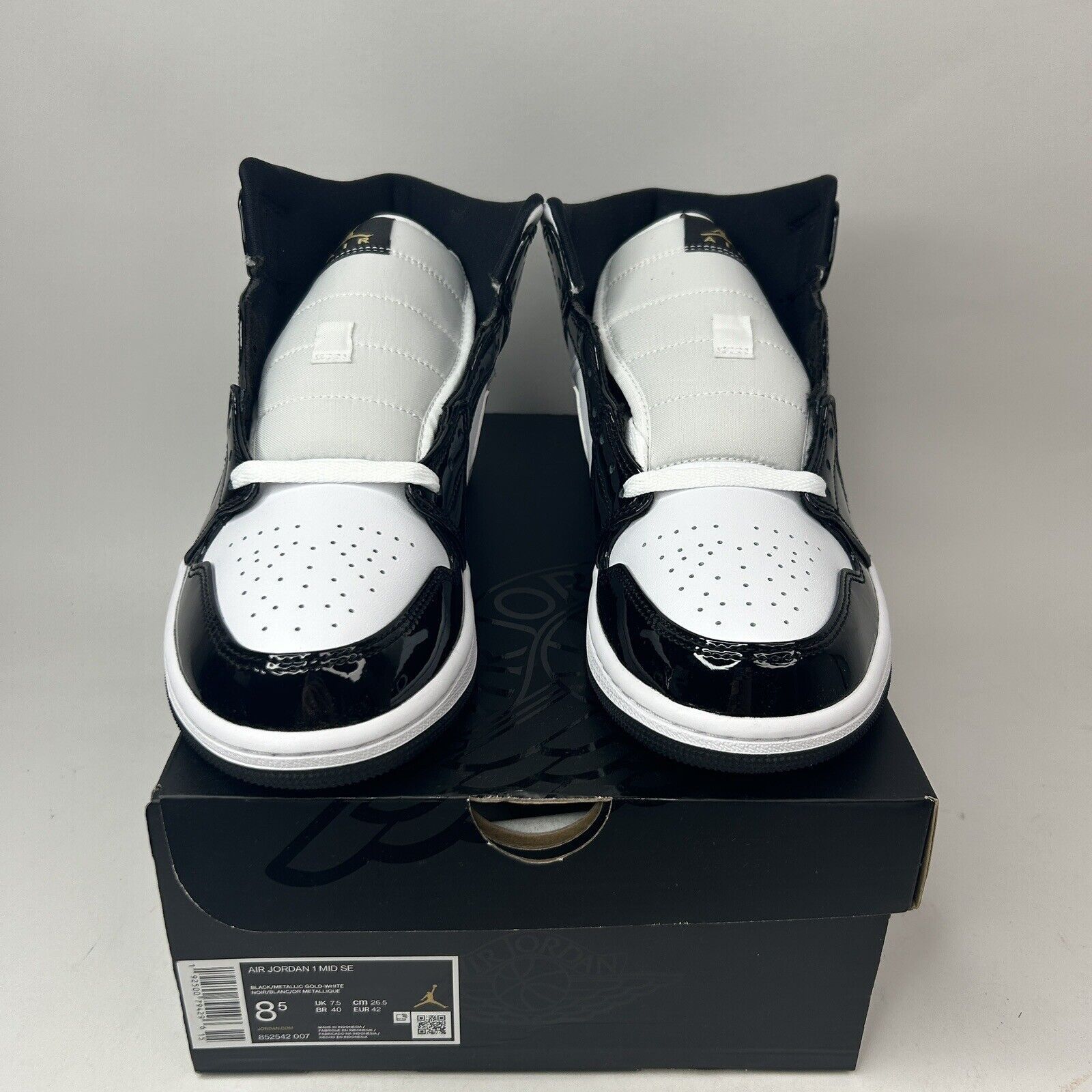 Jordan Brand Nike Air Jordan 1 Mid SE “Patent Black Metallic Gold” 2023 Size US 8.5 / EU 41-42 - 2 Thumbnail