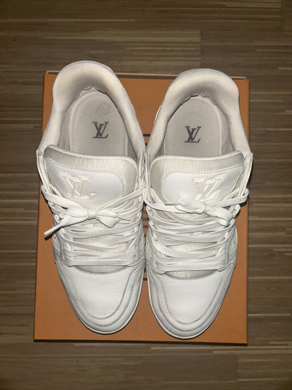 Louis Vuitton Louis Vuitton Trainer low Size US 11 / EU 44 - 10 Thumbnail