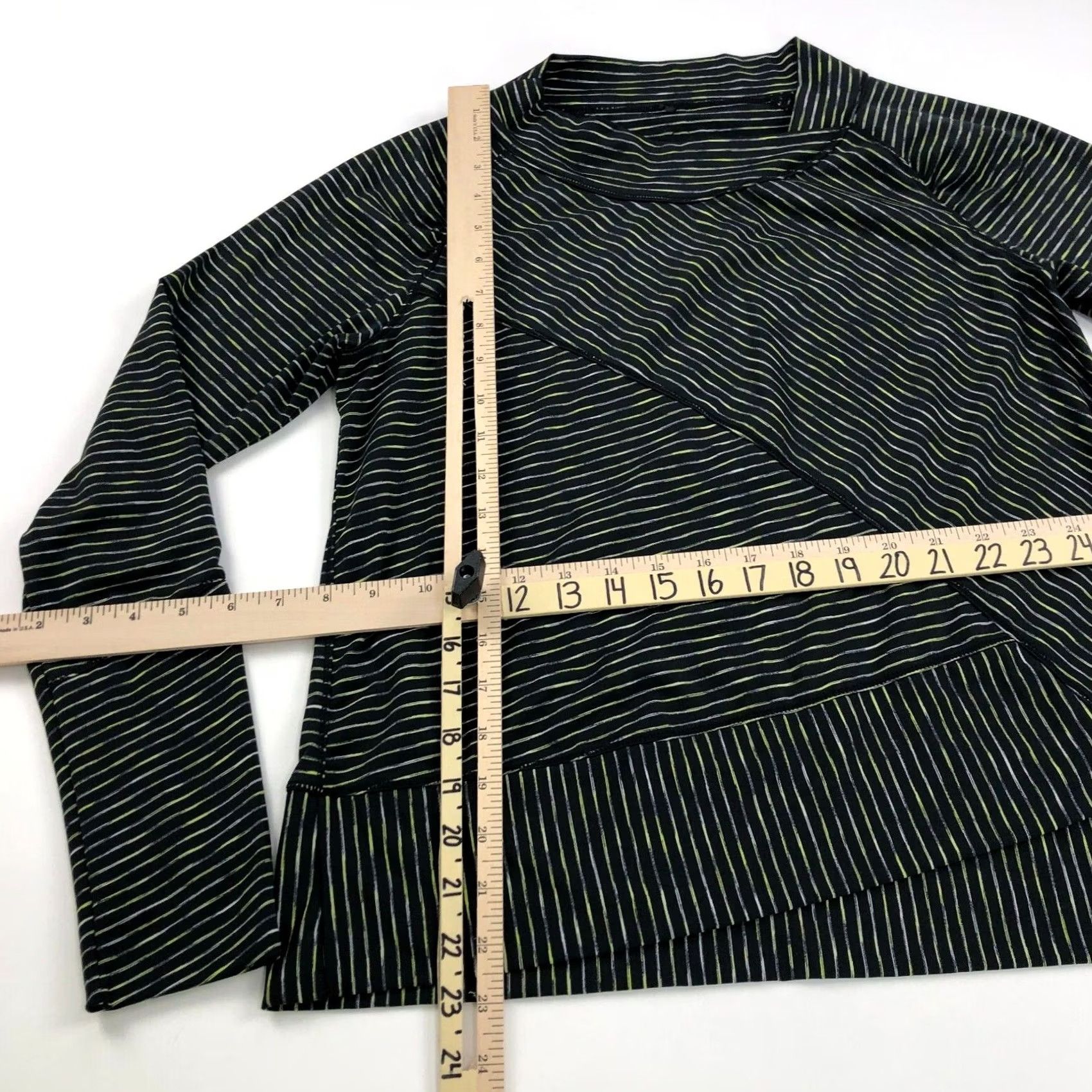 Prana prAna Alicia Pullover Top Womens Medium Black Athleisure w2alic314 Size M / US 6-8 / IT 42-44 - 3 Thumbnail