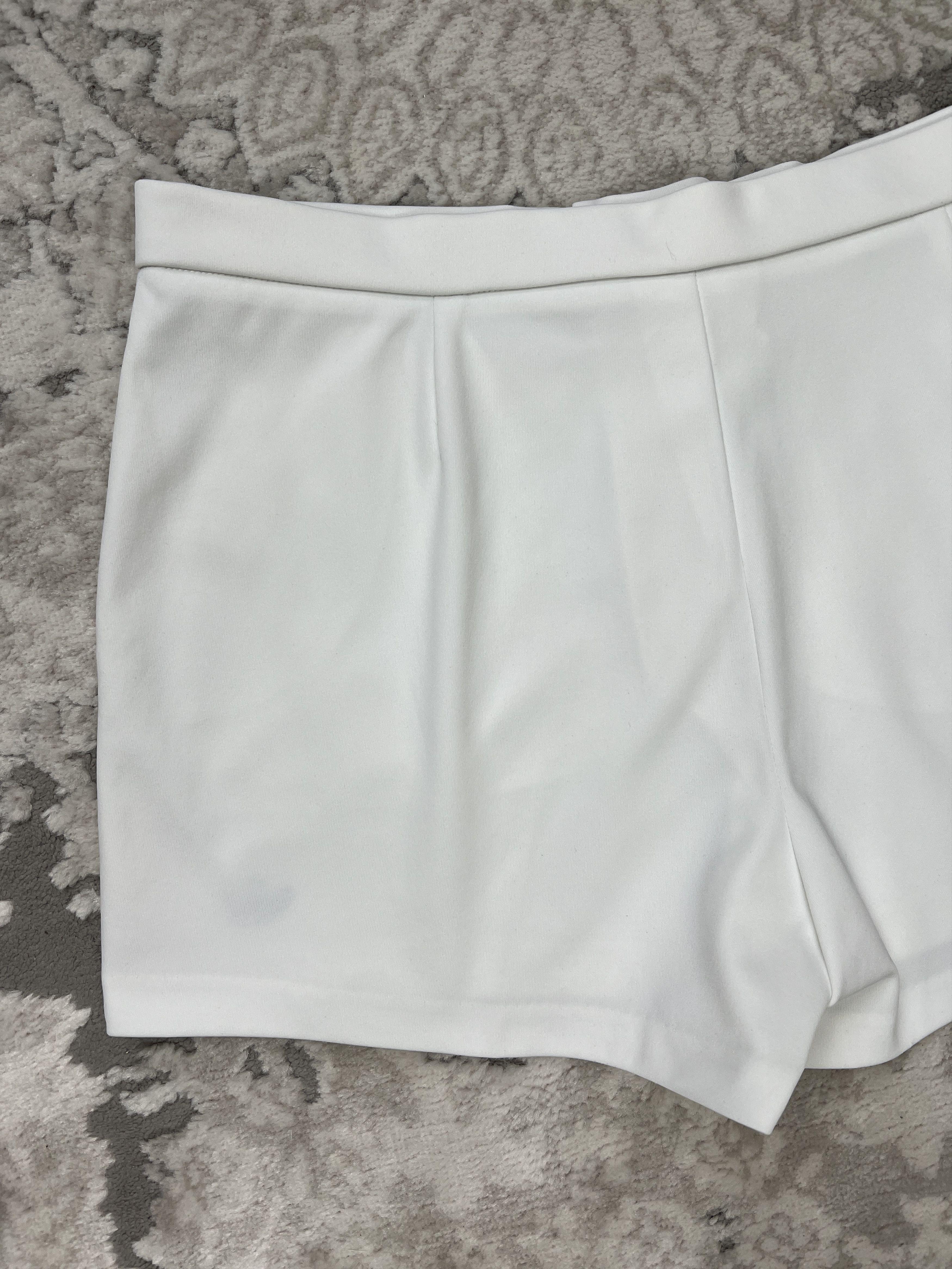 Adidas Vintage Adidas Trefoil White Tennis Sport Shorts Hong Kong Size US 38 / EU 54 - 11 Thumbnail