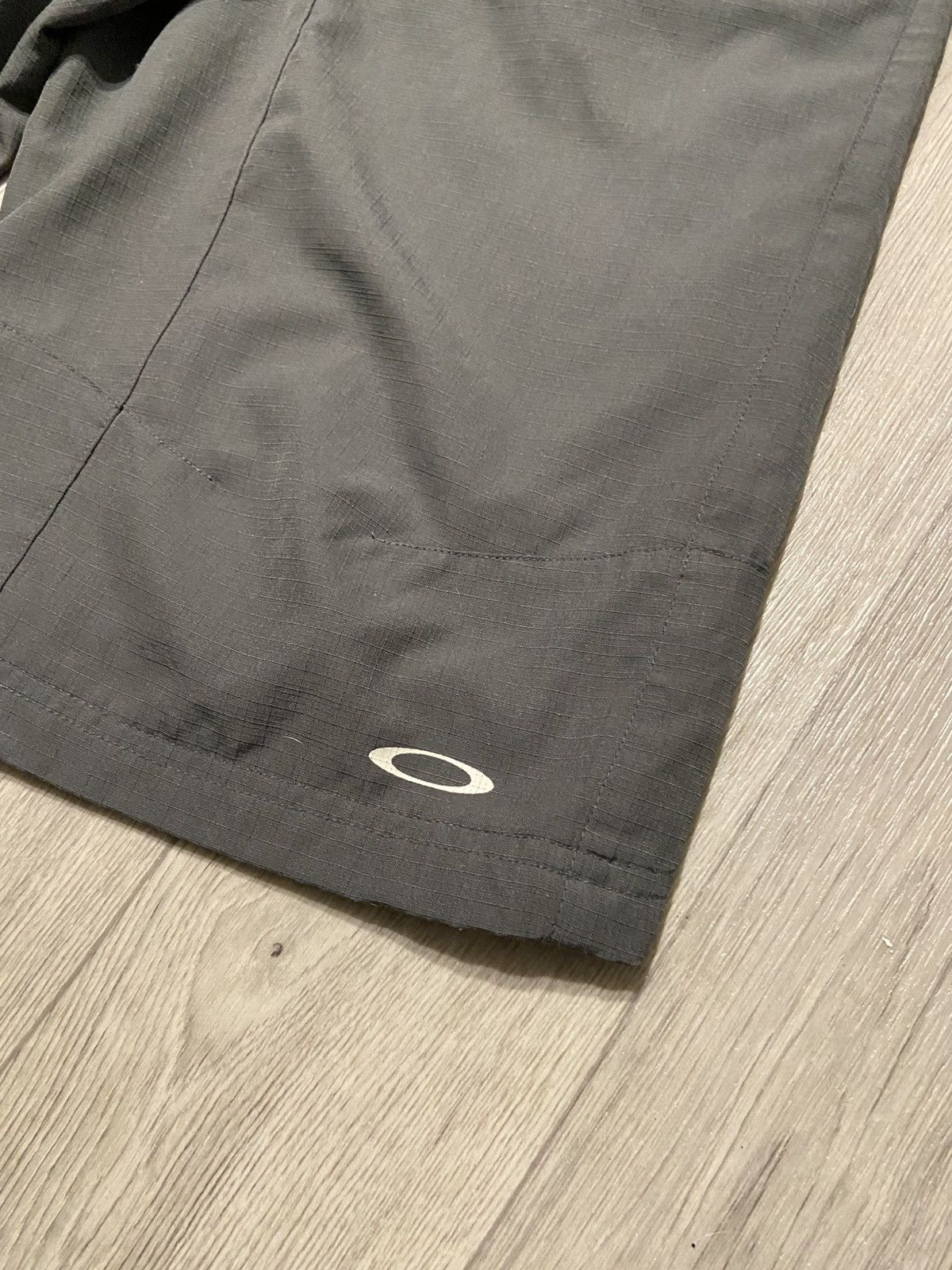 Oakley Vintage Oakley Shorts Size US 29 - 3 Thumbnail