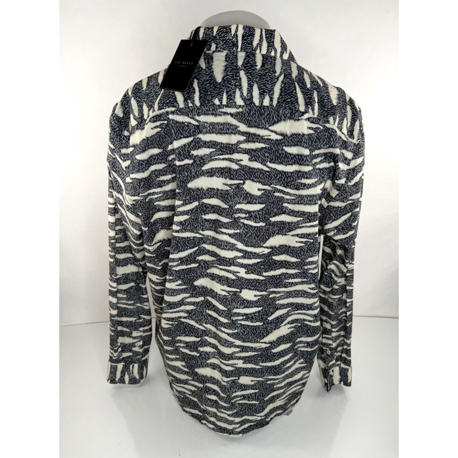Ted Baker TED BAKER Shirt Zebra Stripe Annex Mens Size 5 Blue/White Long Sleeve Button-Up Size US S / EU 44-46 / 1 - 4 Thumbnail
