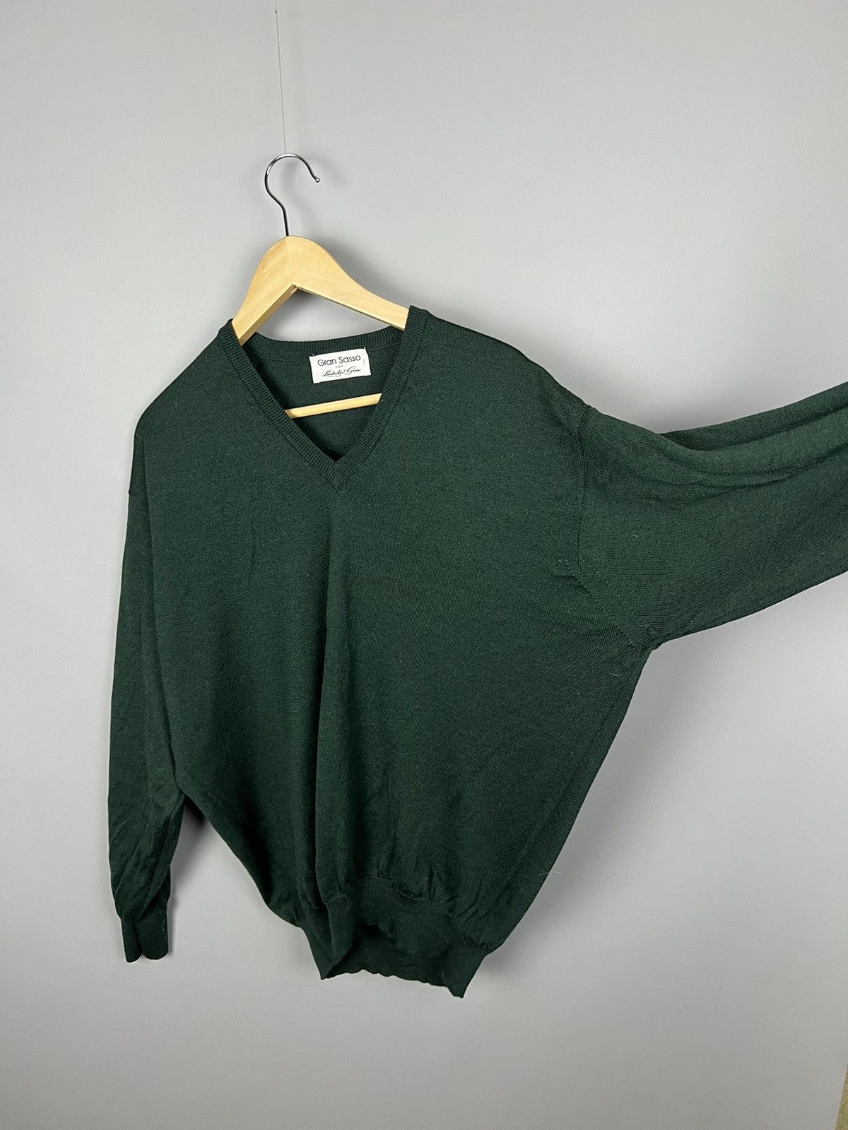 Gran Sasso (XL) Gran Sasso luxury sweater V-neck silk cashmere wool Size US XL / EU 56 / 4 - 5 Thumbnail