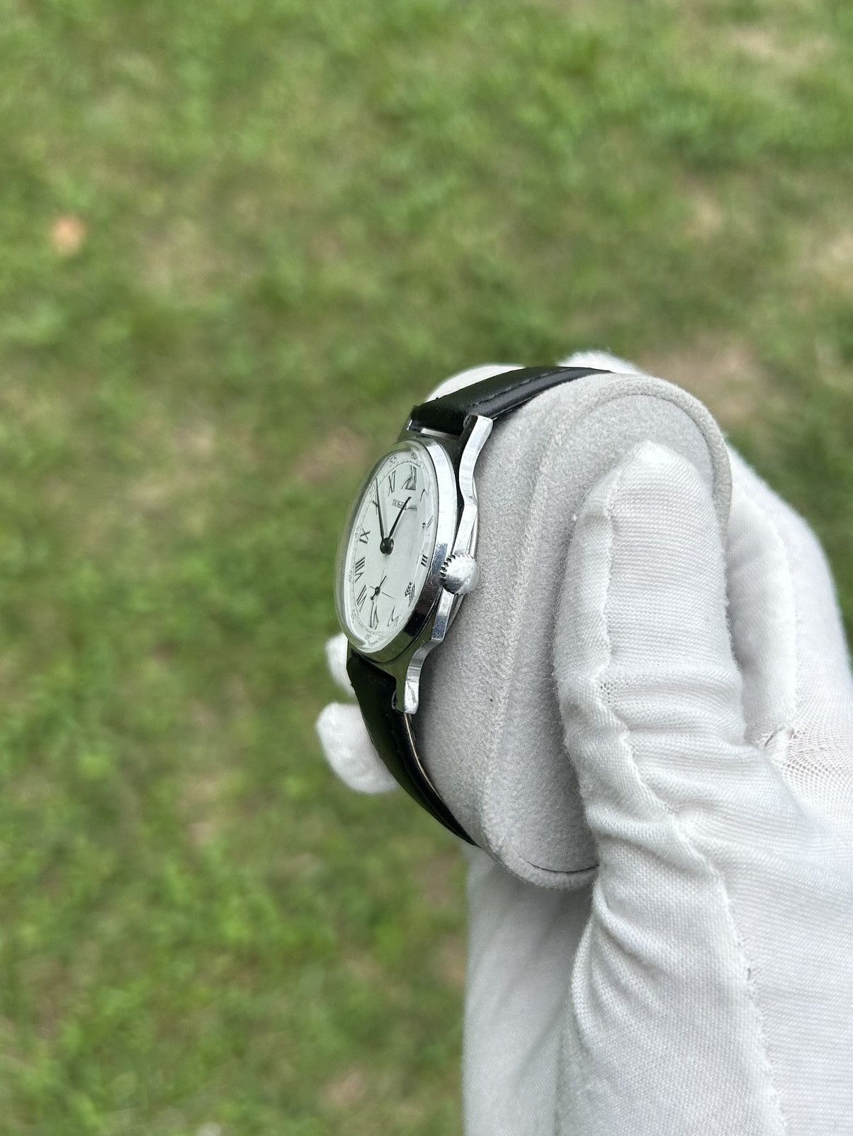 Vintage Vintage Watch Pobeda Soviet USSR Mechanical Wristwatch 1980s Size ONE SIZE - 7 Thumbnail