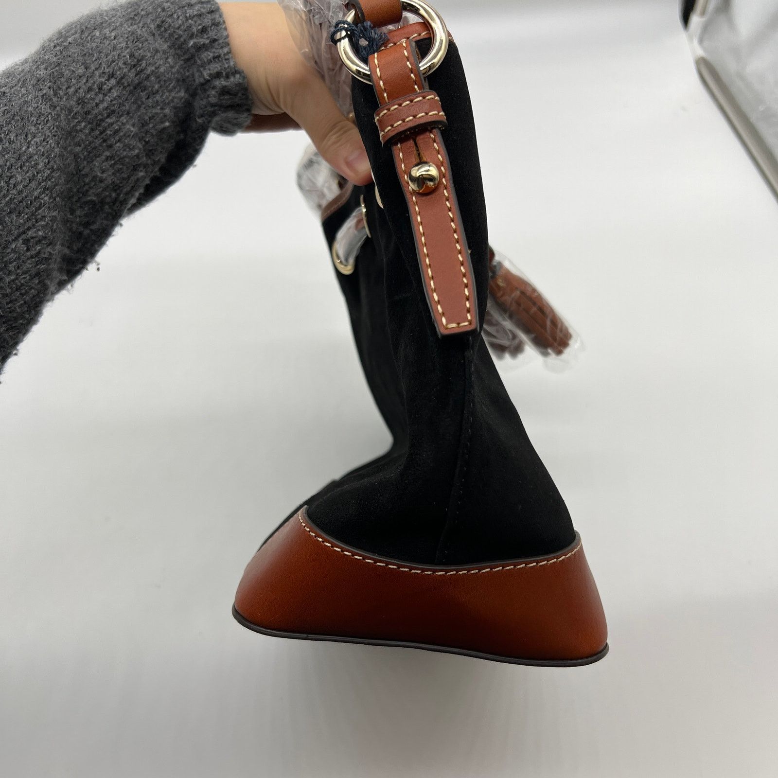 Dooney & Bourke Dooney & Bourke Suede Drawstring Crossbody Bags Black Size ONE SIZE - 9 Thumbnail