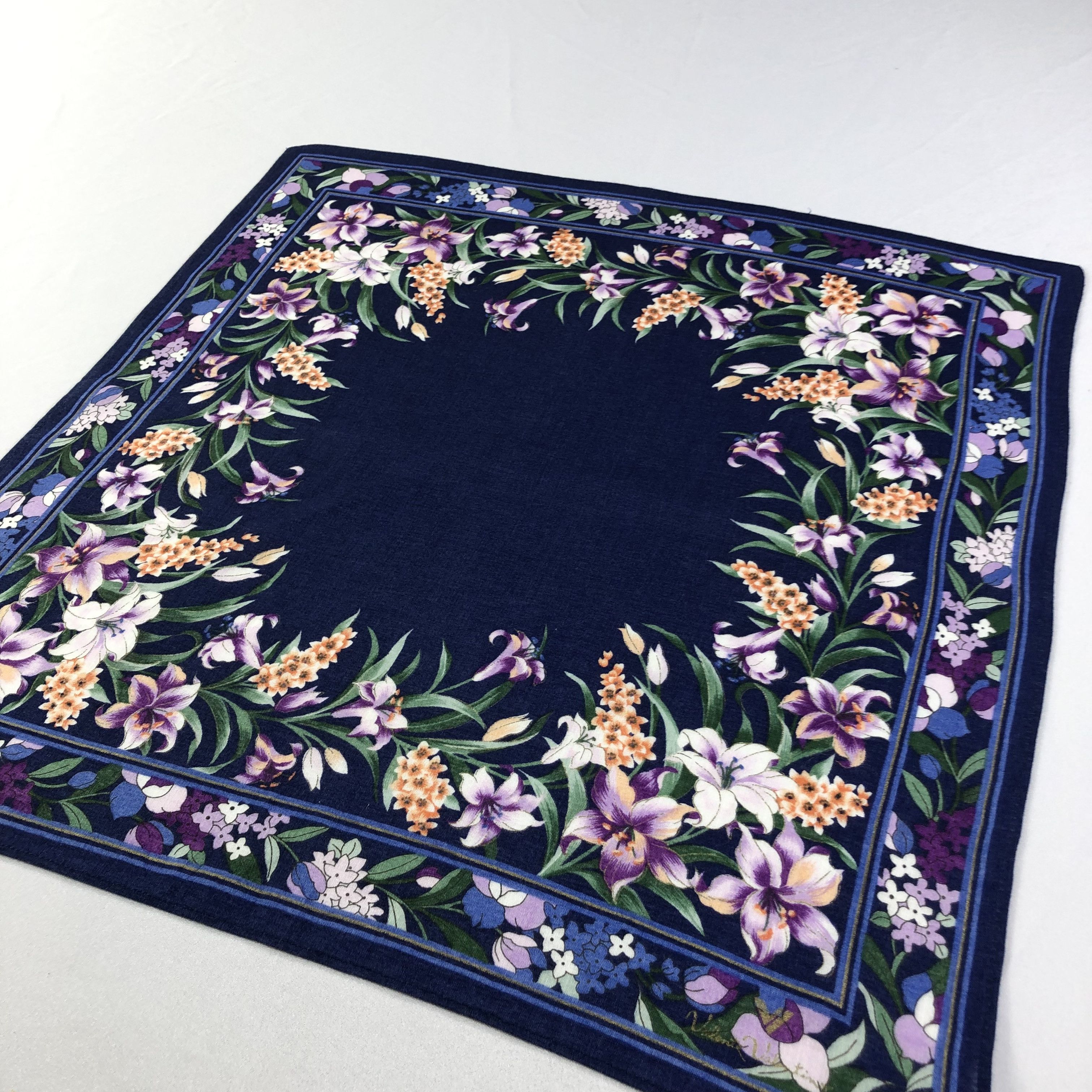 Vintage Valente Valentino Handkerchief Neckerchief Bandana H2015 Size ONE SIZE - 3 Thumbnail