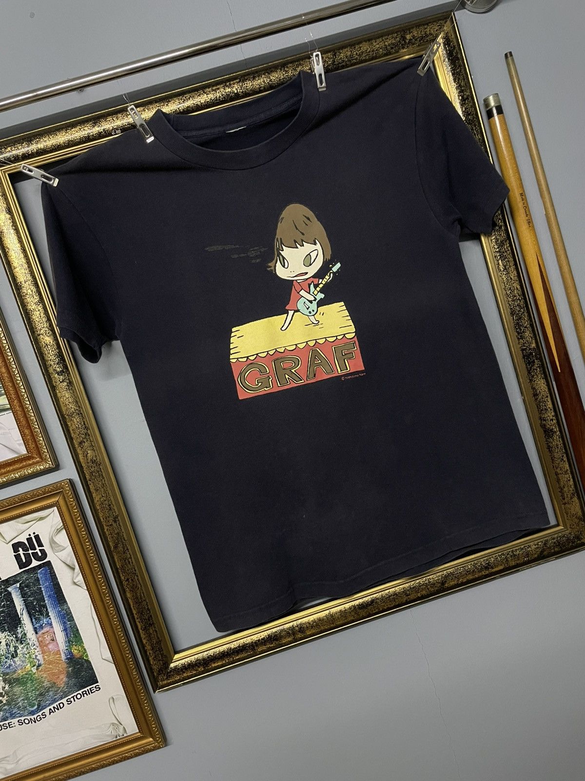 Vintage Vintage Yoshitomo Nara Japan Artist Artwork Guitar Girl Tee Size US M / EU 48-50 / 2 - 2 Thumbnail