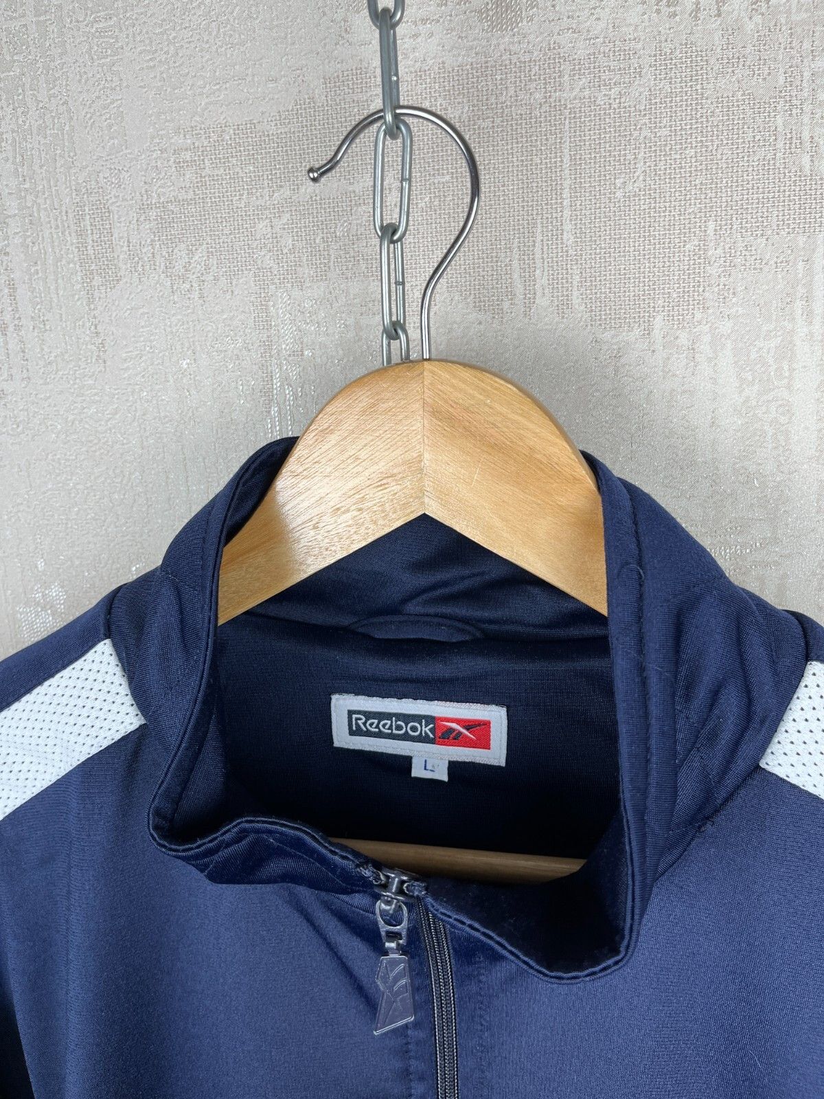 Reebok 90's Reebok Vintage Track Jacket Full Zip Size US L / EU 52-54 / 3 - 11 Thumbnail