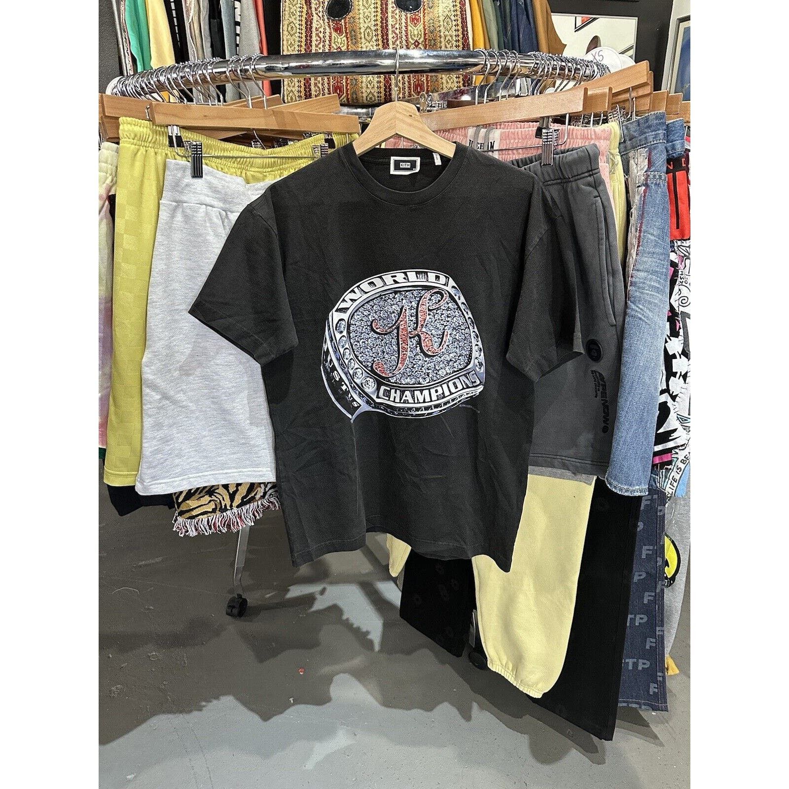 KITH World Champions Ring Relaxed Black T-Shirt Size XS NWOT