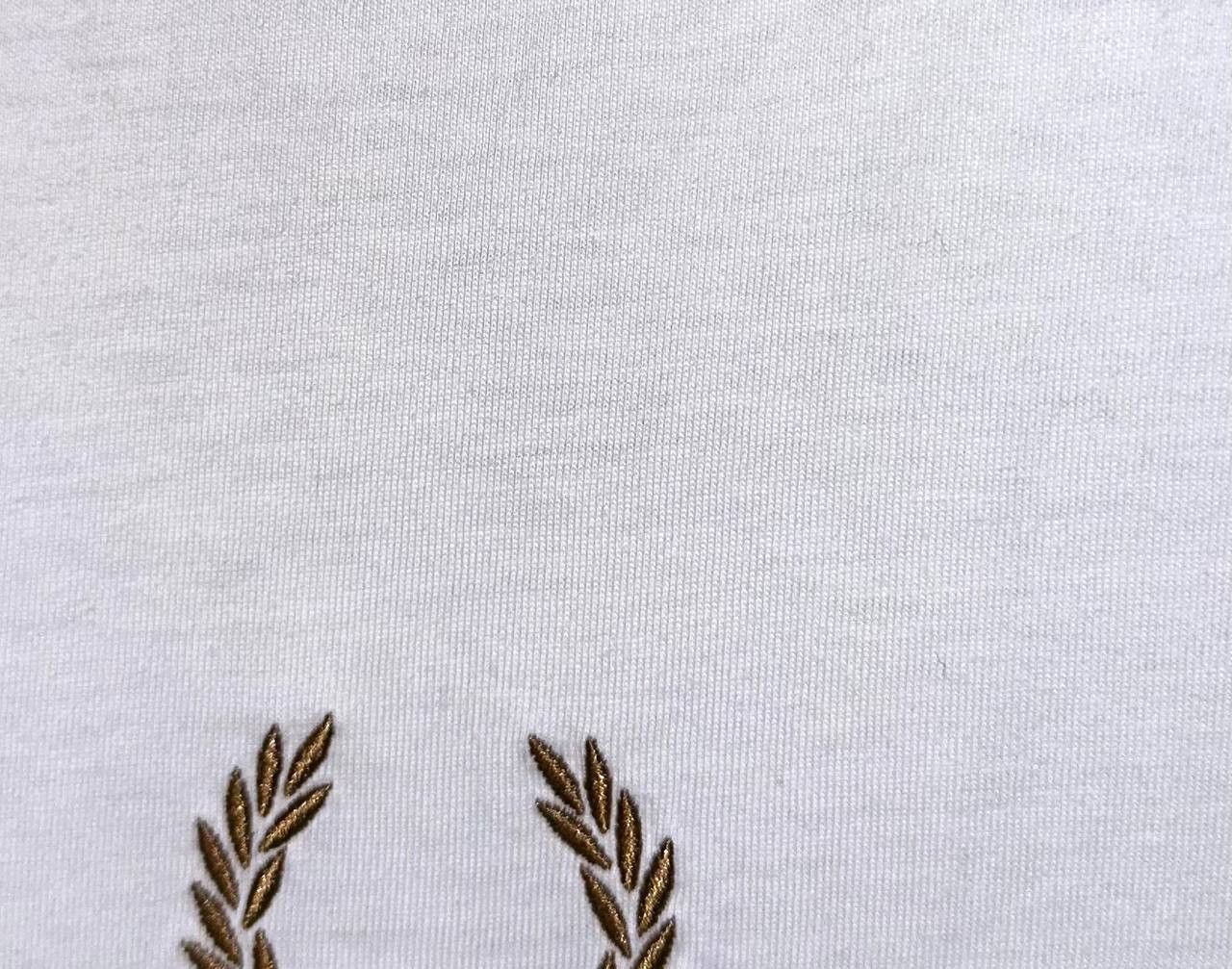 Fred Perry FRED PERRY big embroidered logo T-Shirt laurel wreath Size US M / EU 48-50 / 2 - 2 Thumbnail