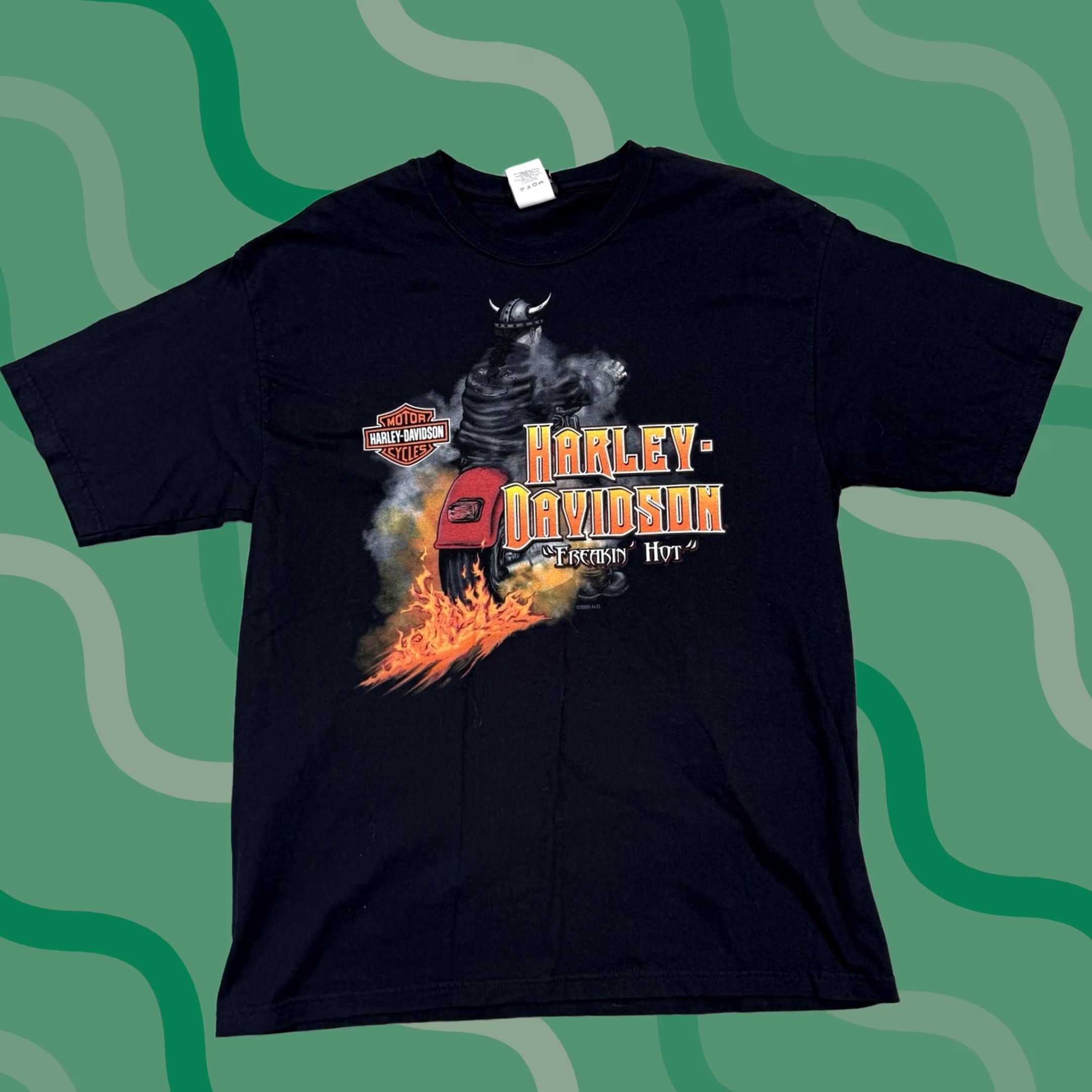 Harley Davidson VINTAGE Harley-Davidson Shirt Mens L Black Graphic Print Short Sleeve Crew Neck Logo Motorcycle Biker Flames All Seasons Size US L / EU 52-54 / 3 - 1 Thumbnail