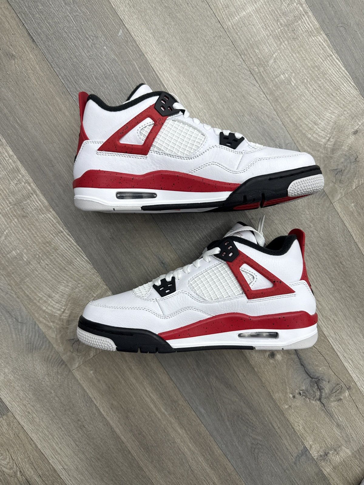 Jordan Brand Jordan 4 Retro Red Cement (GS) Size US 5.5 / EU 38 - 2 Thumbnail