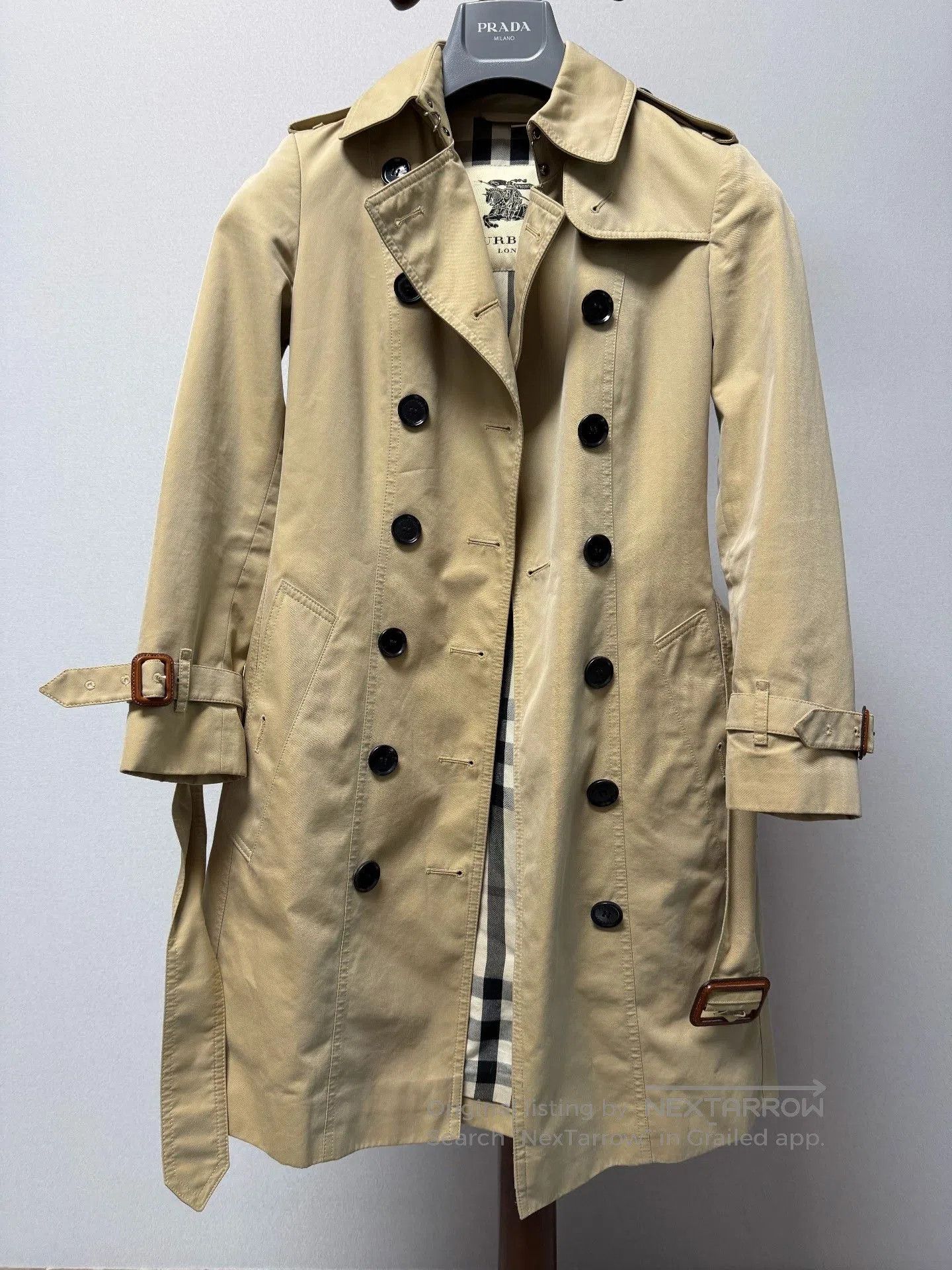 Burberry Burberry Trench Coat UK2 Size. Size XXS / US 00 / IT 34 - 1 Thumbnail