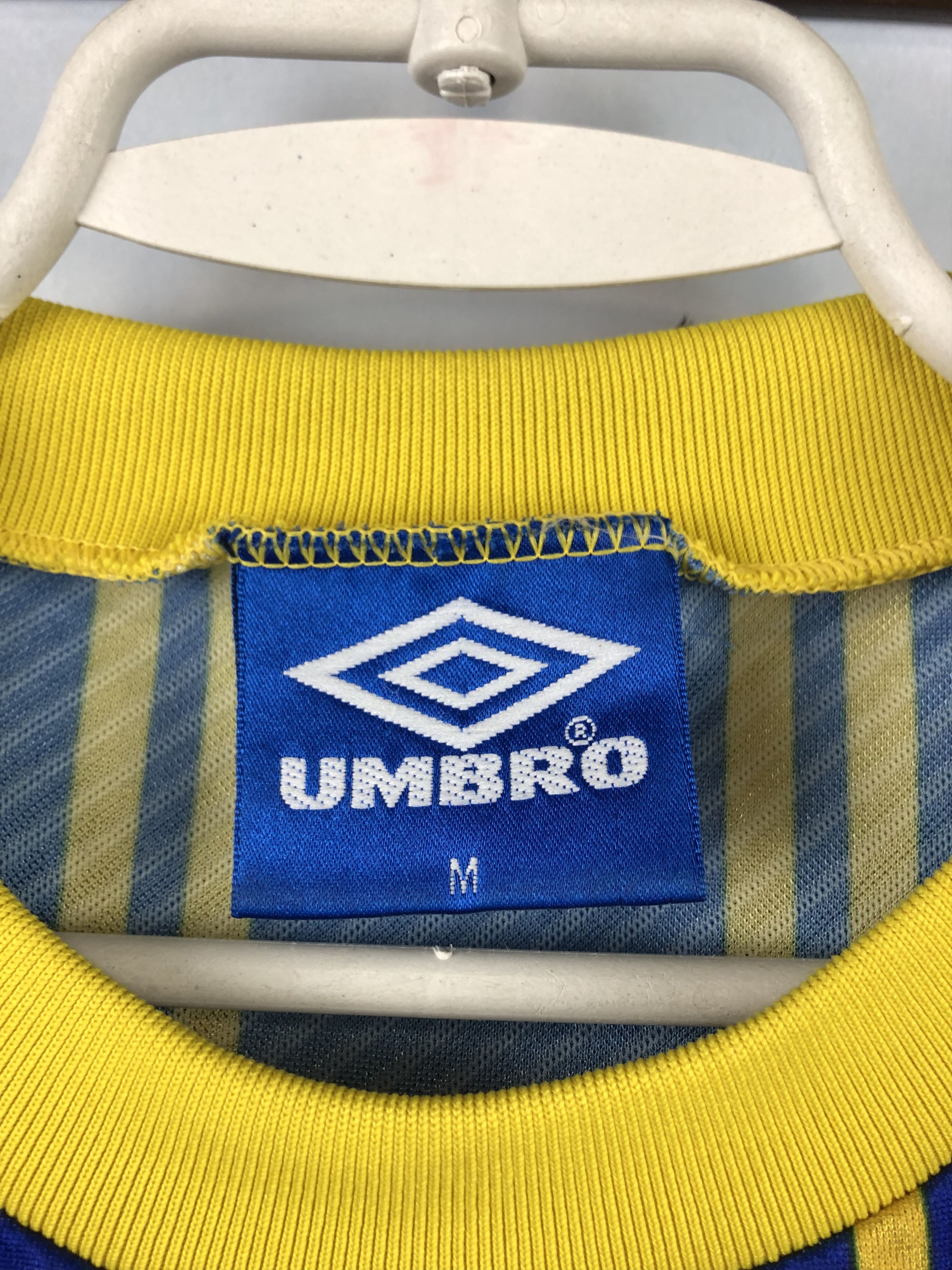 Umbro Vintage 90's Manchester United Football Shirt Soccer Jersey Size US M / EU 48-50 / 2 - 12 Thumbnail