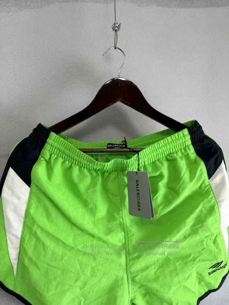 Balenciaga Balenciaga Green Side Stripe 3B Shorts. Size US 29 - 2 Thumbnail