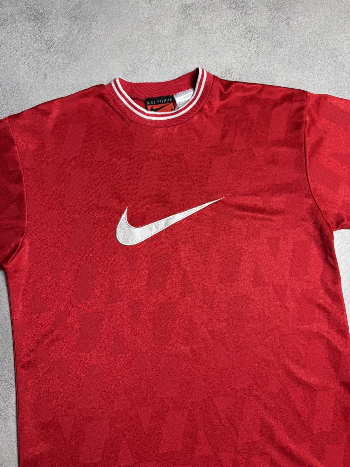 Nike 1990s Nike Premier Vintage Big Logo Shirt Jersey Size US S / EU 44-46 / 1 - 3 Thumbnail