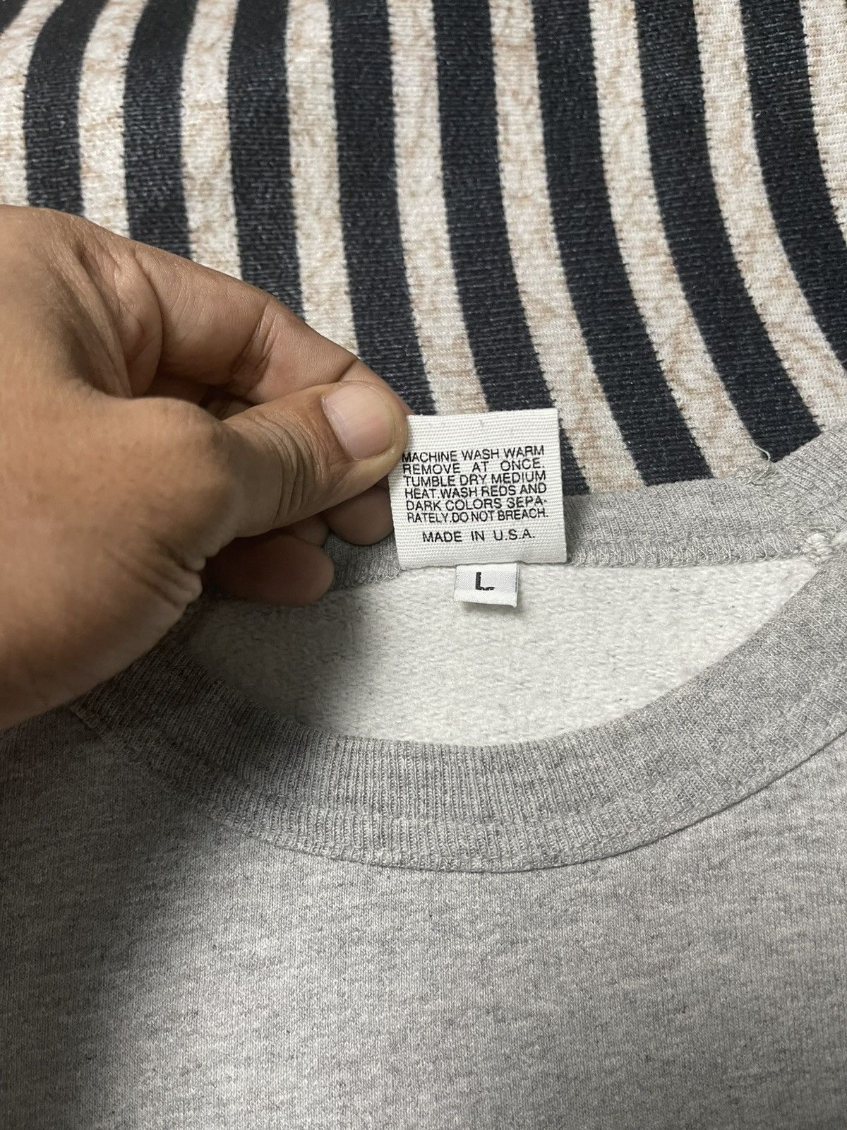 Vintage 70s MAYO SPRUCE “SOUTH FOOTBALL” CREWNECK RARE Size US L / EU 52-54 / 3 - 11 Thumbnail