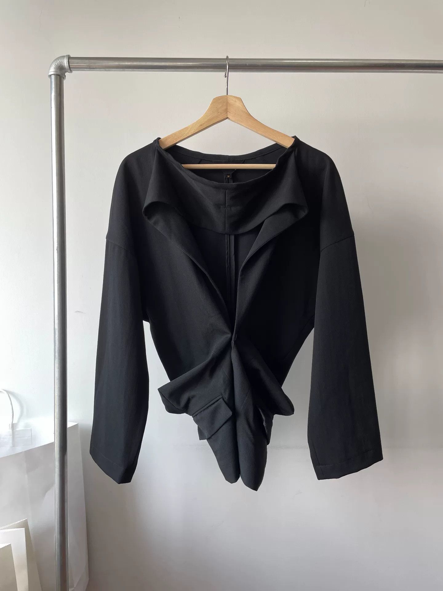 Comme des Garcons Comme des Garcons Black Distorted Coat Size US M / EU 48-50 / 2 - 1 Thumbnail