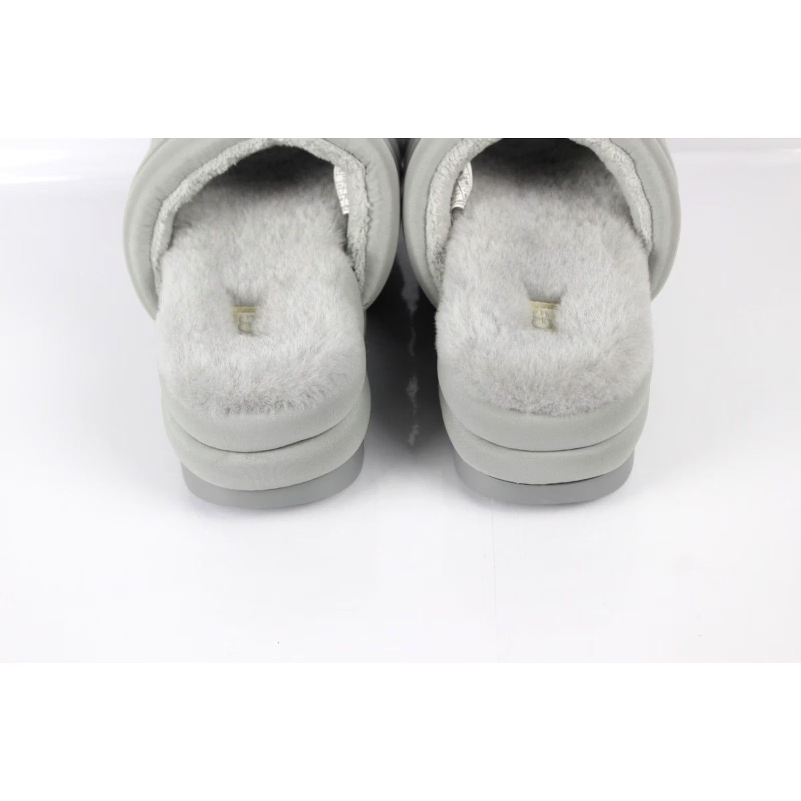 Ugg Ugg Women's Maxi Slide Platform Sandals Size 8 Cobble Gray 1126377 Size US 8 / IT 38 - 4 Thumbnail