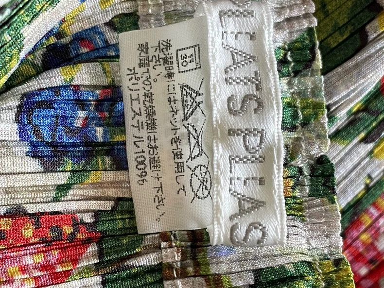 Issey Miyake Issey Miyake PP Cherry Print Skirt - dmc Size US 26 / EU 42 - 1 Thumbnail