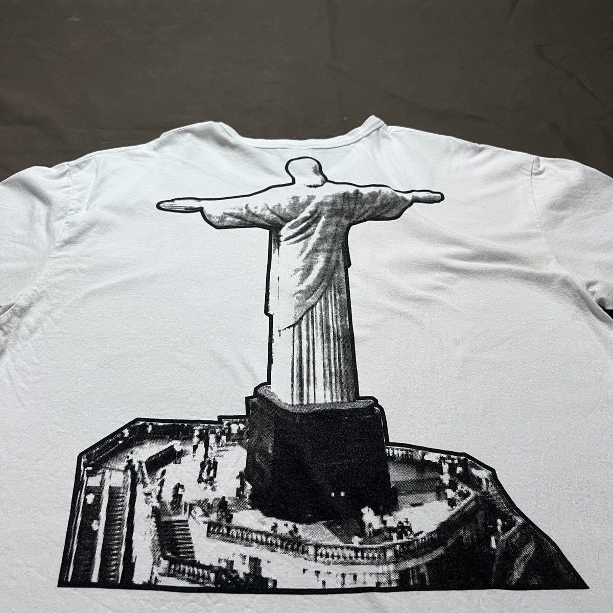 Vintage Vintage Y2K Rio de Janeiro God Jesus Bible Holy Tee Size US L / EU 52-54 / 3 - 8 Thumbnail