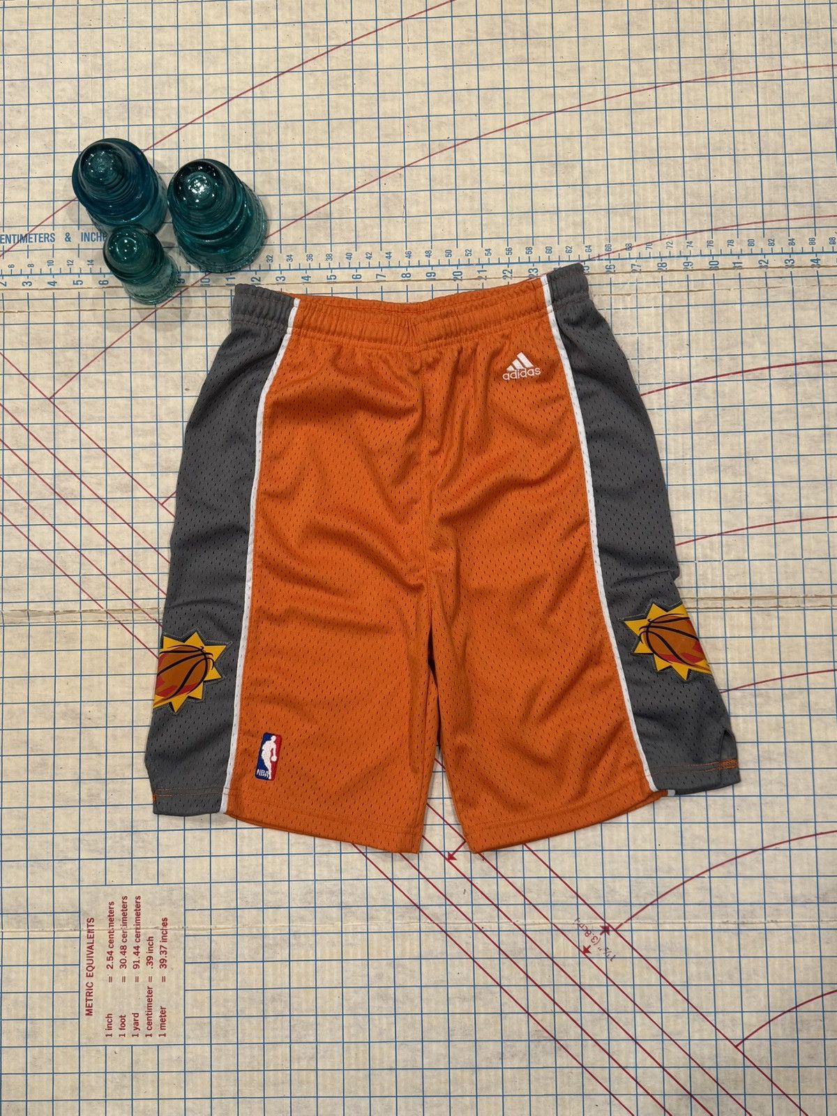 Adidas Adidas Phoenix Suns Youth Size XL Orange Basketball Shorts Size US 30 / EU 46 - 3 Thumbnail