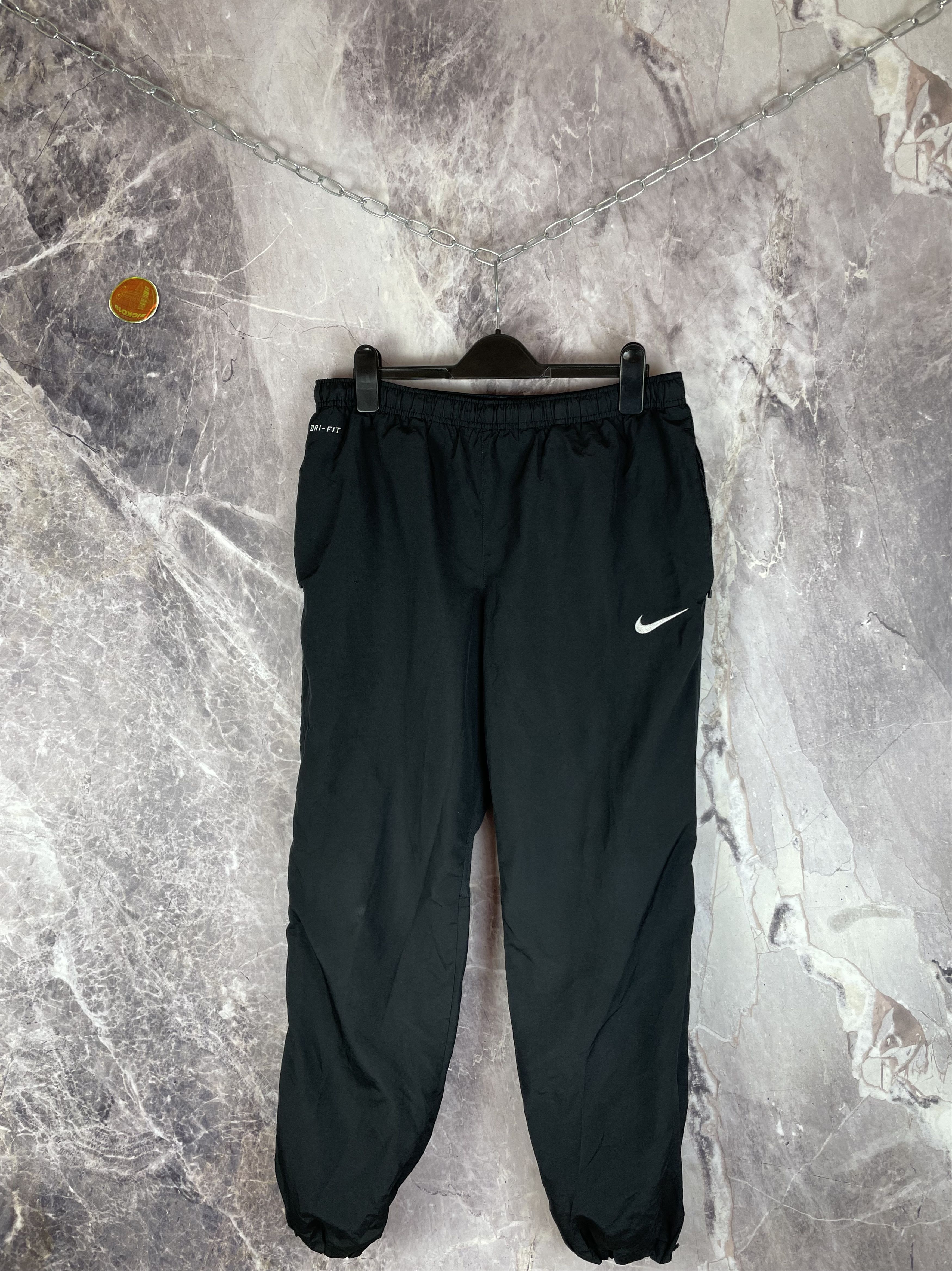 Nike Nike Vintage Mens Nylon Track Pants Size US 32 / EU 48 - 2 Thumbnail