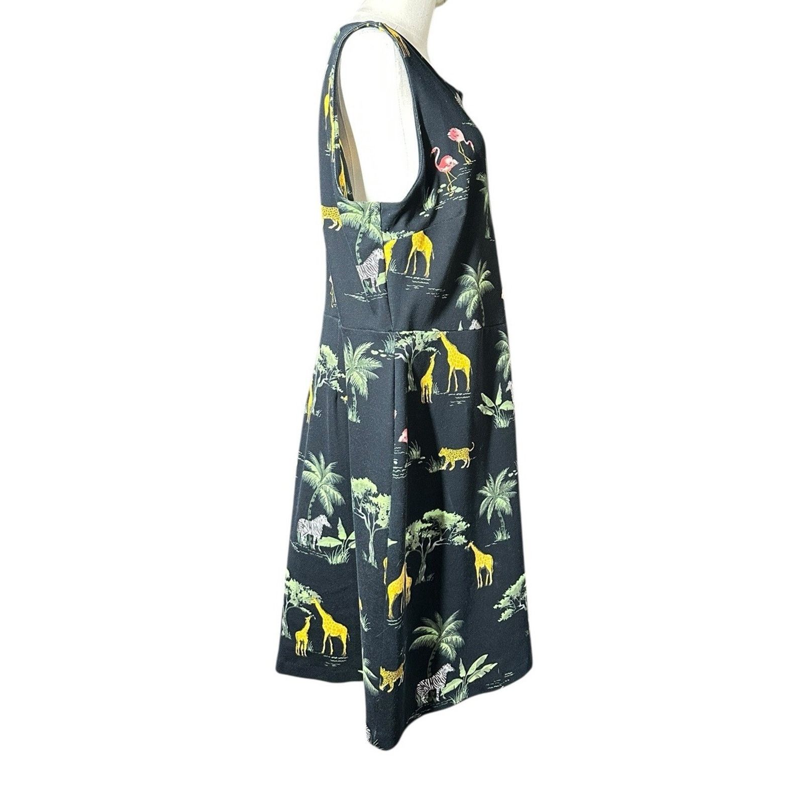 Old Navy Old Navy Black Safari Giraffe Zebra Flamingo Print Dress XL Size XL / US 12-14 / IT 48-50 - 6 Thumbnail