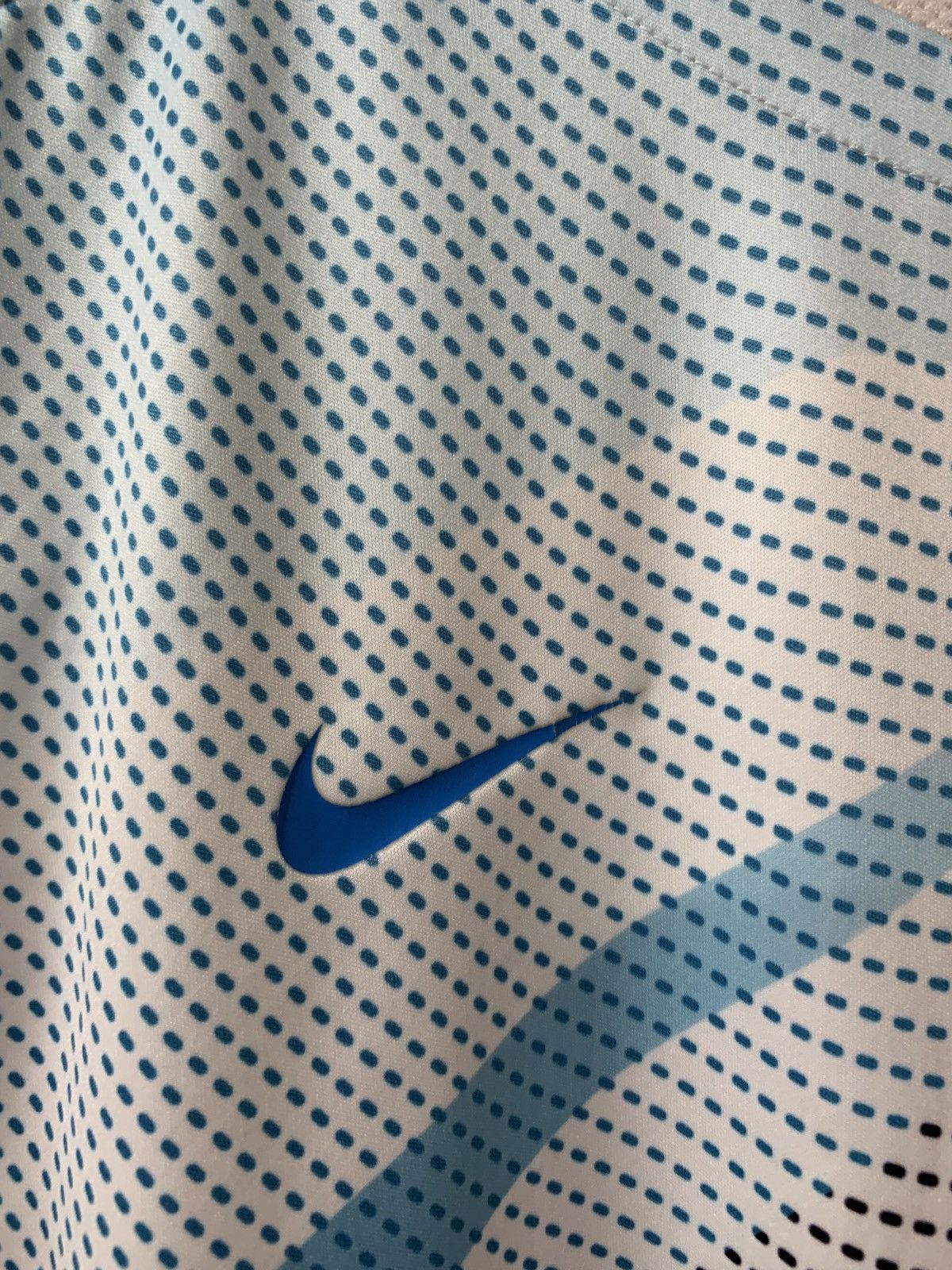 Nike × Vintage Aston Villa Football Shirt Nike Soccer Jersey Vintage Size S Size US S / EU 44-46 / 1 - 4 Thumbnail