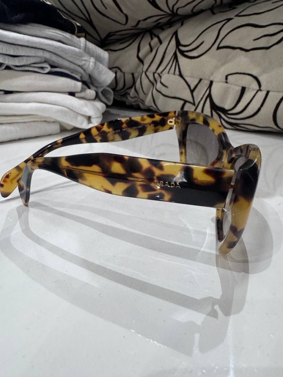 Prada Prada Cat Eye Sunglasses Rare Vintage Size ONE SIZE - 2 Thumbnail