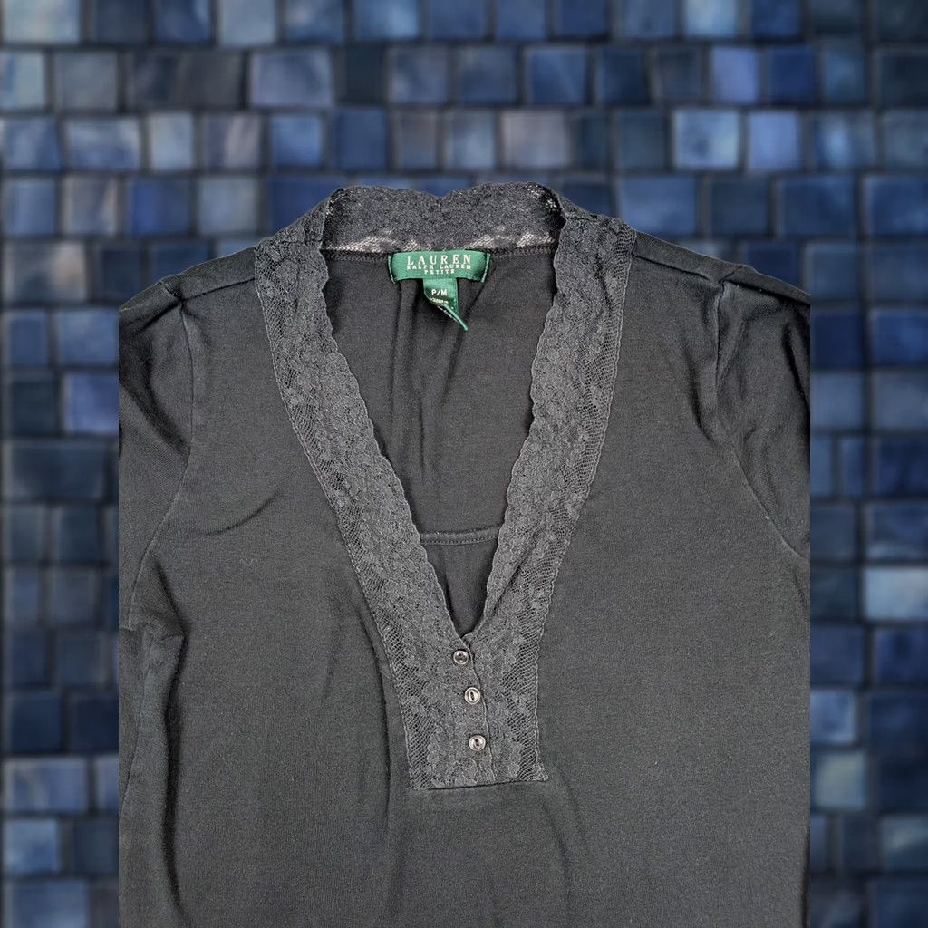 Ralph Lauren VINTAGE Lauren Ralph Lauren Shirt Womens Petite Medium Black Lace Henley LS Size M / US 6-8 / IT 42-44 - 1 Thumbnail