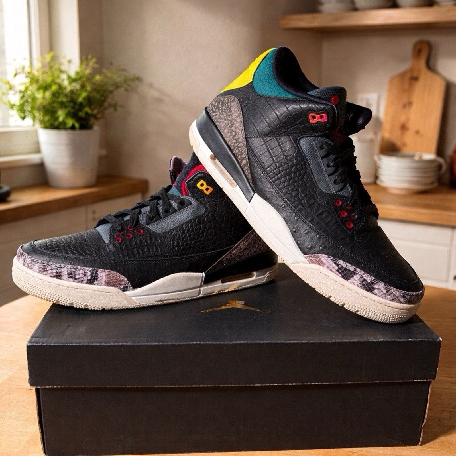 Jordan Brand Jordan Air Jordan 3 Retro SE Animal Instinct 2.0 CV3583-003 Size US 14 / EU 47 - 1 Thumbnail