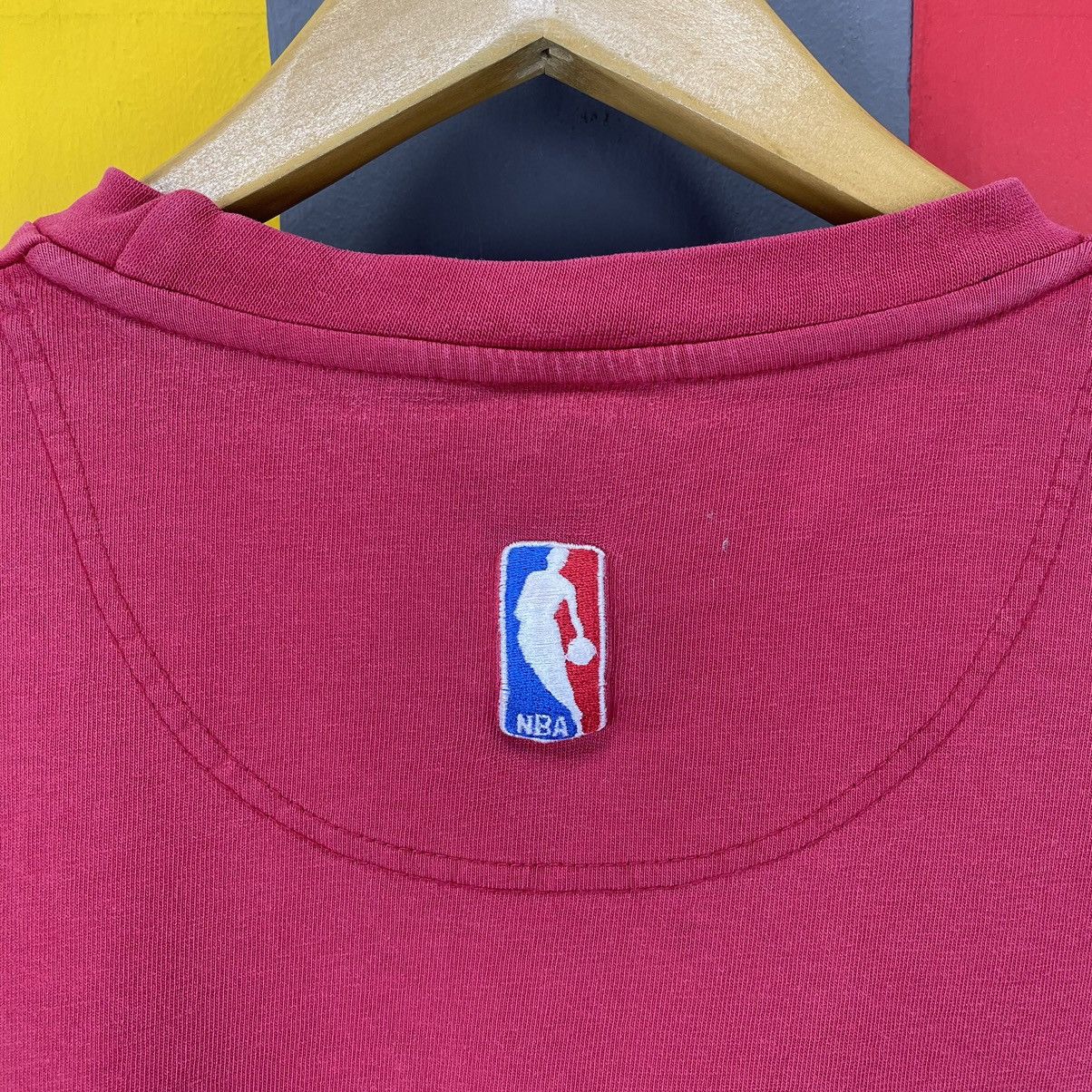 NBA Y2K Vintage BLAZERS by NIKE TEAM Crew Neck T Shirt #1727/06 Size US XL / EU 56 / 4 - 12 Thumbnail