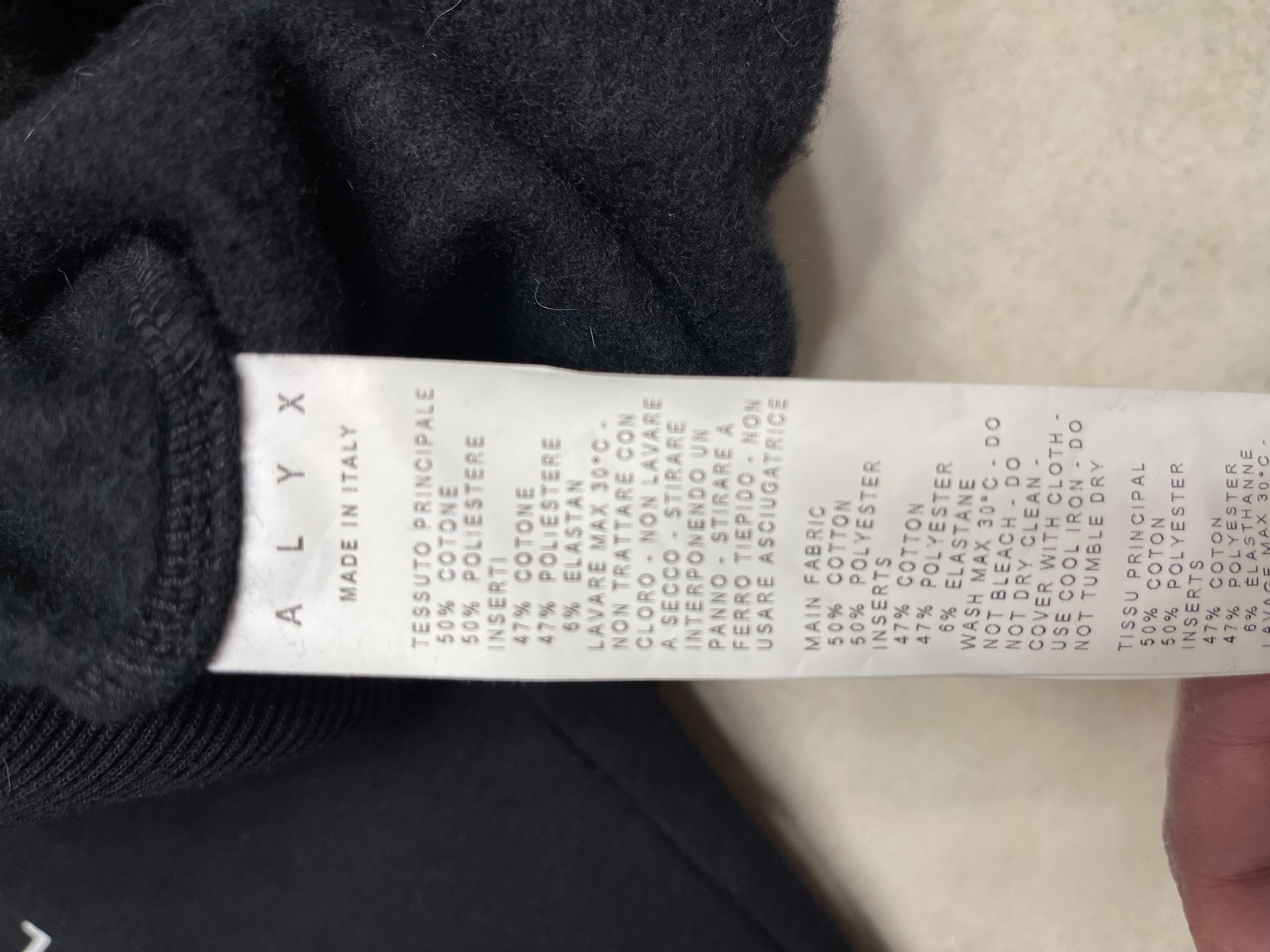1017 ALYX 9SM 1017 ALYX 9SM Logo Hoodie Size US XL / EU 56 / 4 - 15 Thumbnail