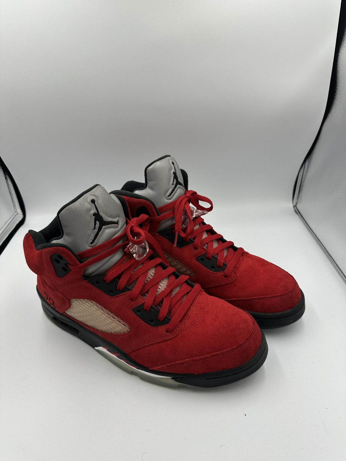 Jordan Brand Air Jordan 5 “Raging Bull” Sz 13 Size US 13 / EU 46 - 2 Thumbnail