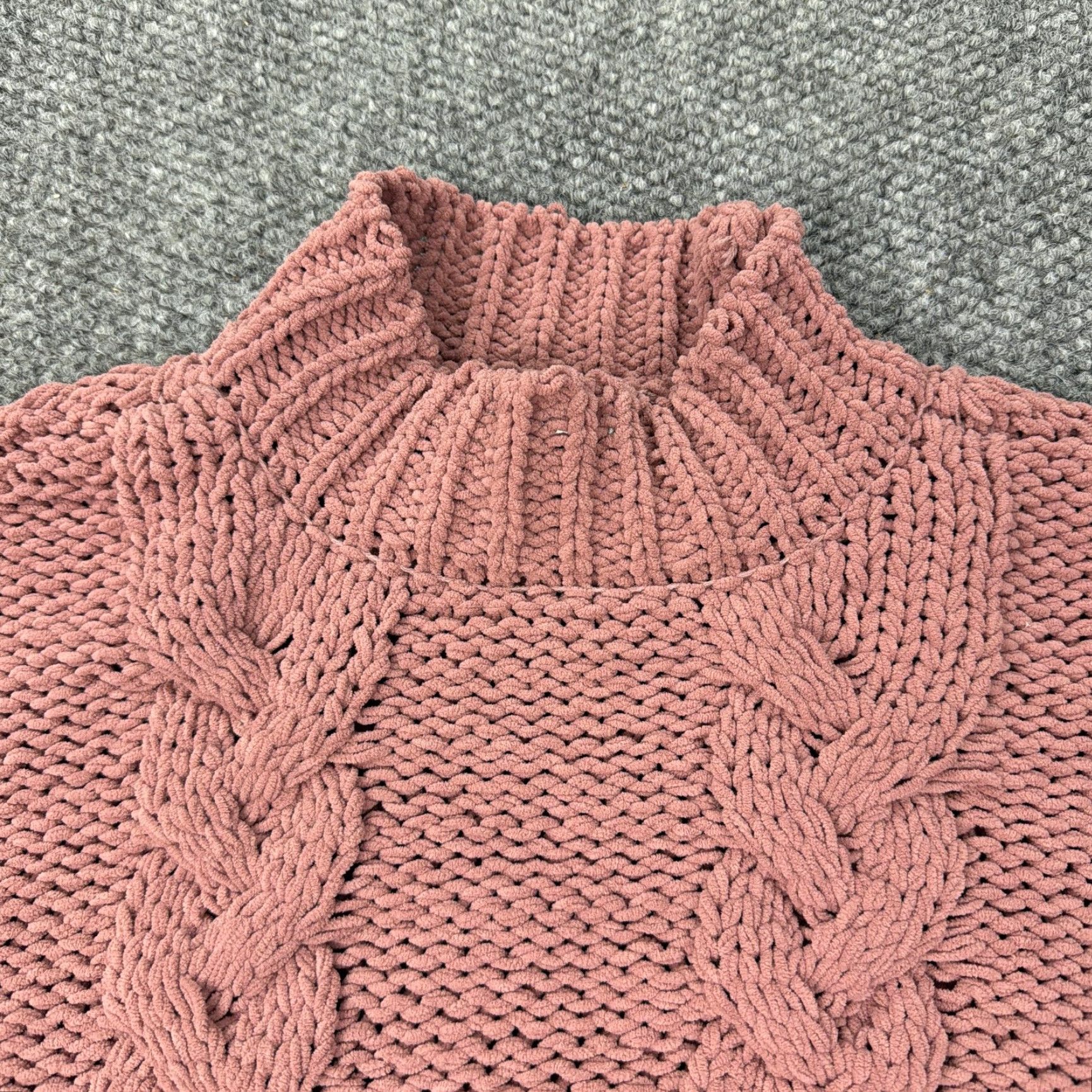 Vintage Altar'd State Womens Medium Pink Cable Knit Cropped Mock Neck Pullover Sweater Size M / US 6-8 / IT 42-44 - 2 Thumbnail